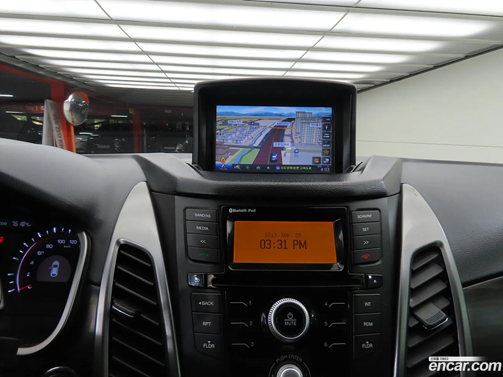 KG Mobility (SsangYong) Korando C 2014 — 10