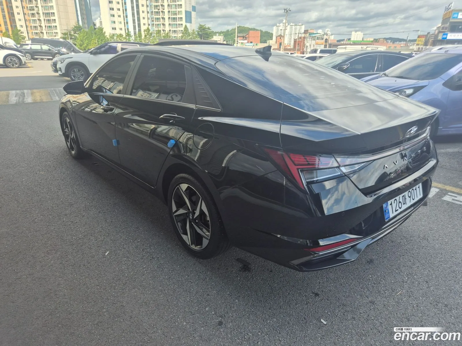 Hyundai Elantra 2020 — 2