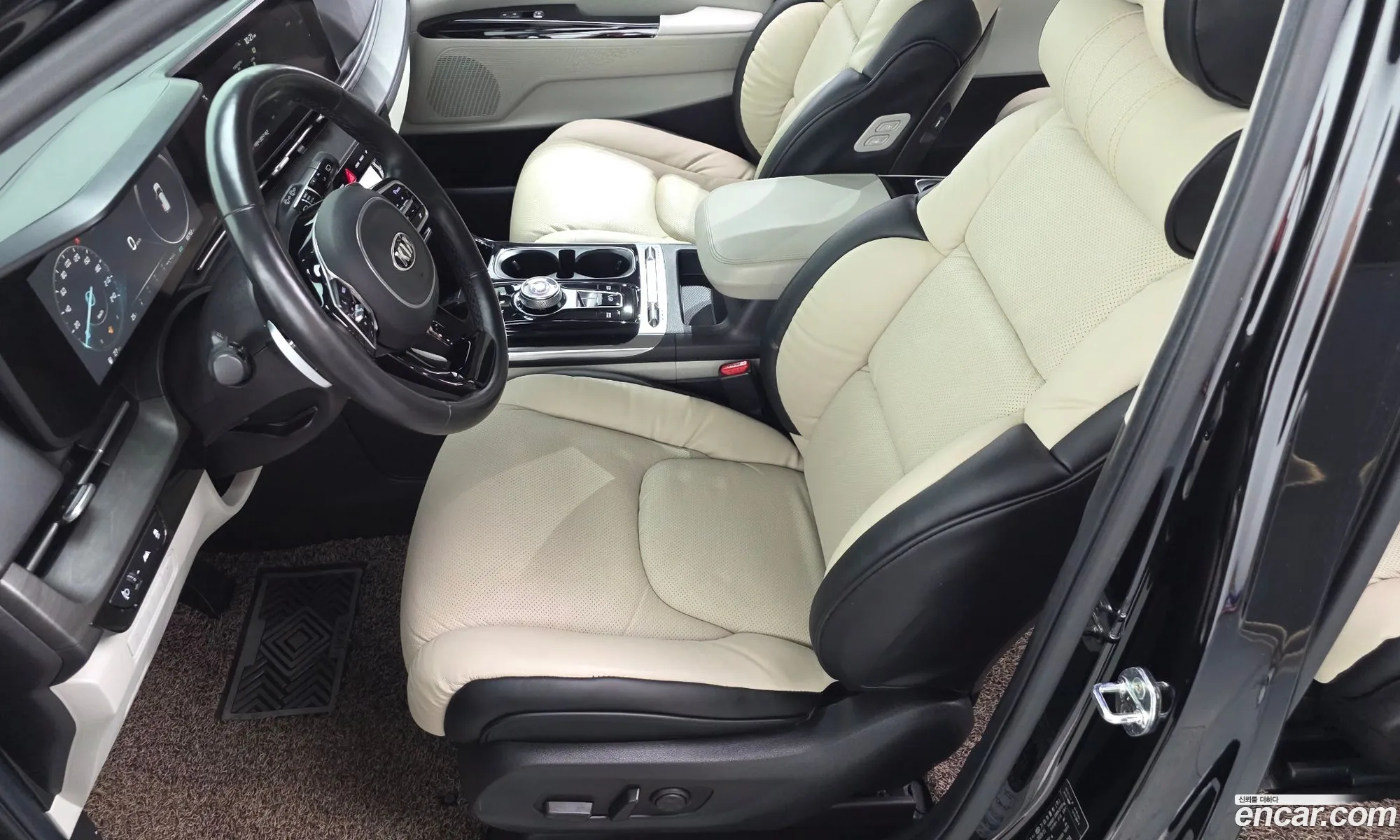 Kia Carnival 2020 KNANE813BMS032758 — 26