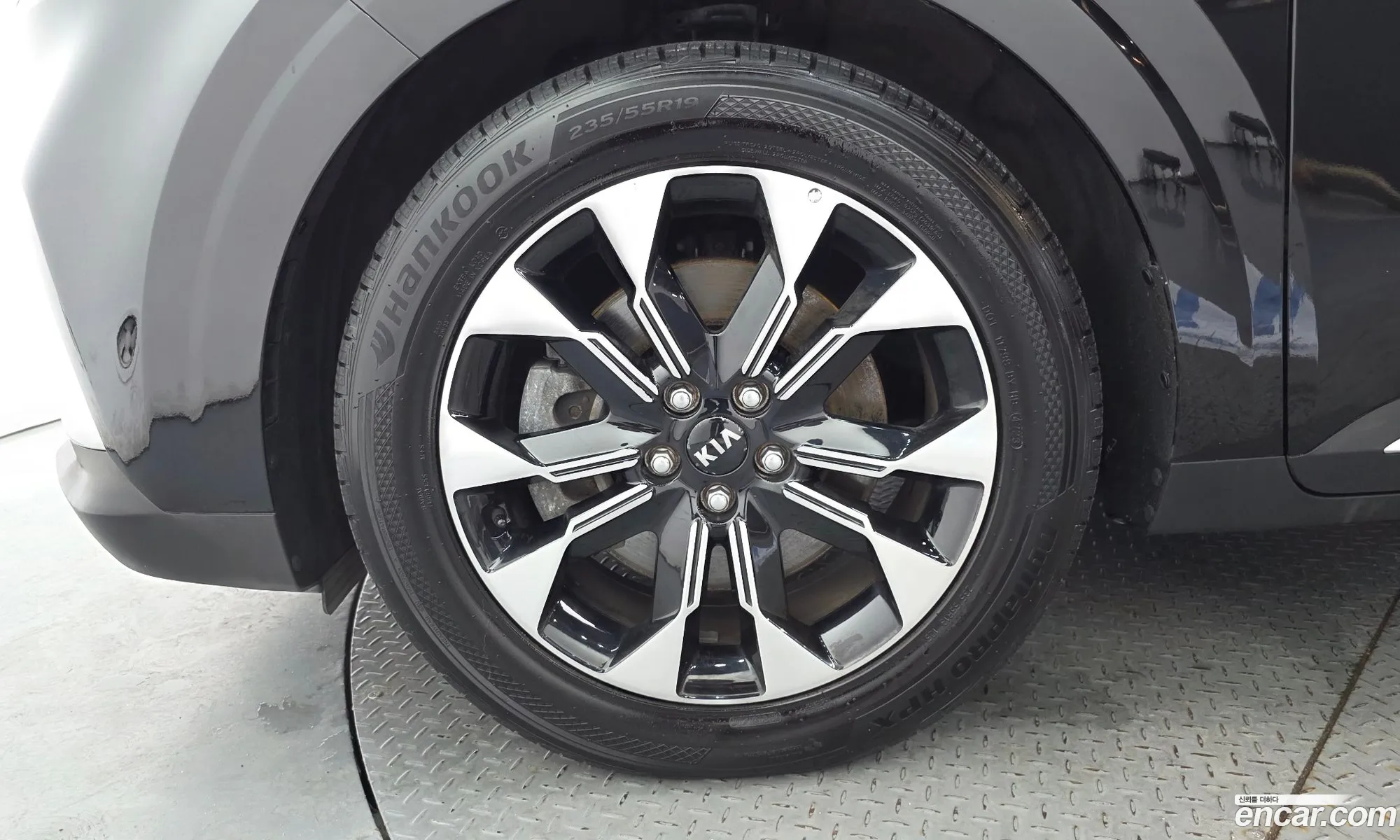 Kia Carnival 2020 KNANE813BMS032758 — 17