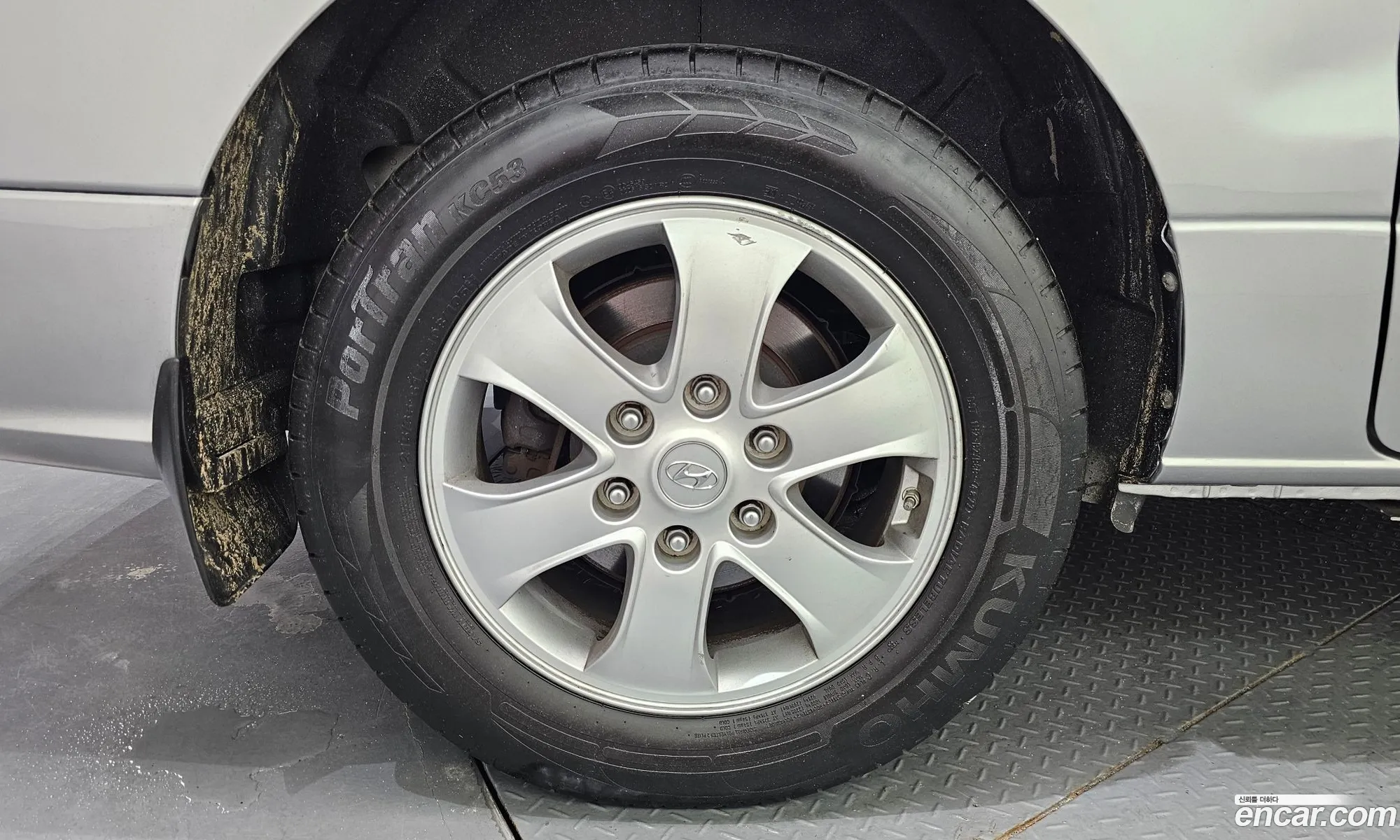 Hyundai Grand Starex 2018 — 20