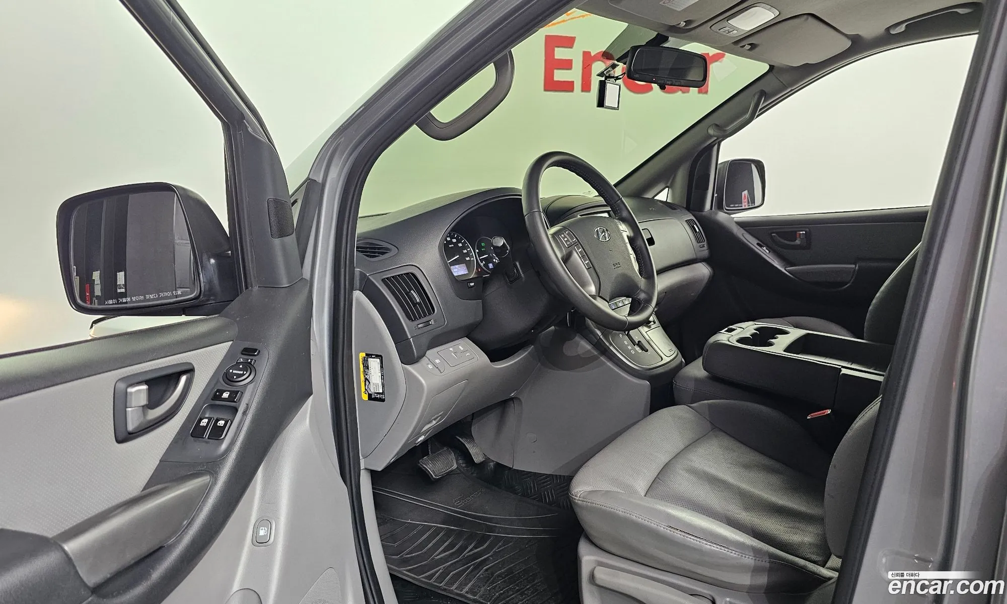 Hyundai Grand Starex 2018 — 2