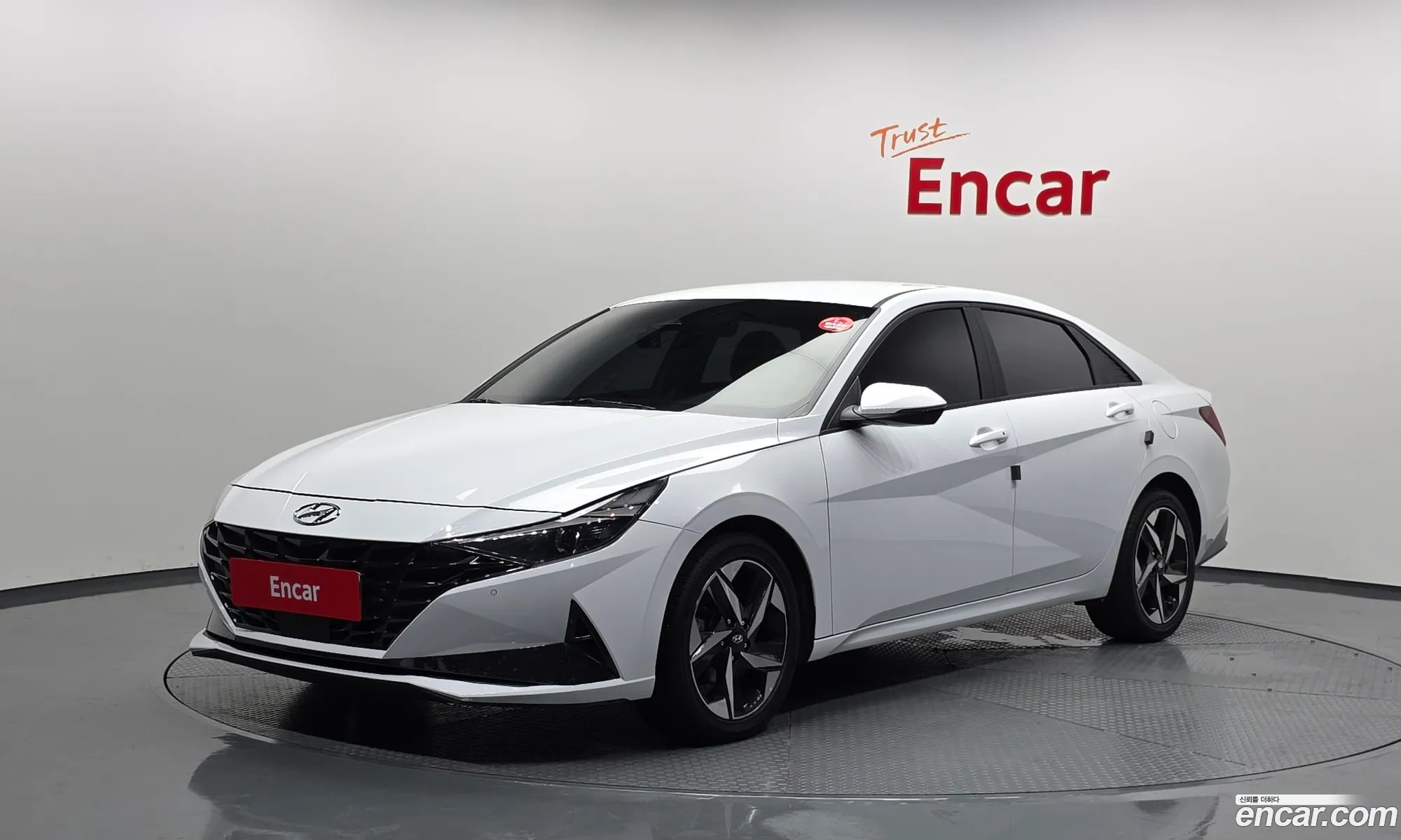 Hyundai Elantra Hybrid 2022 — 7