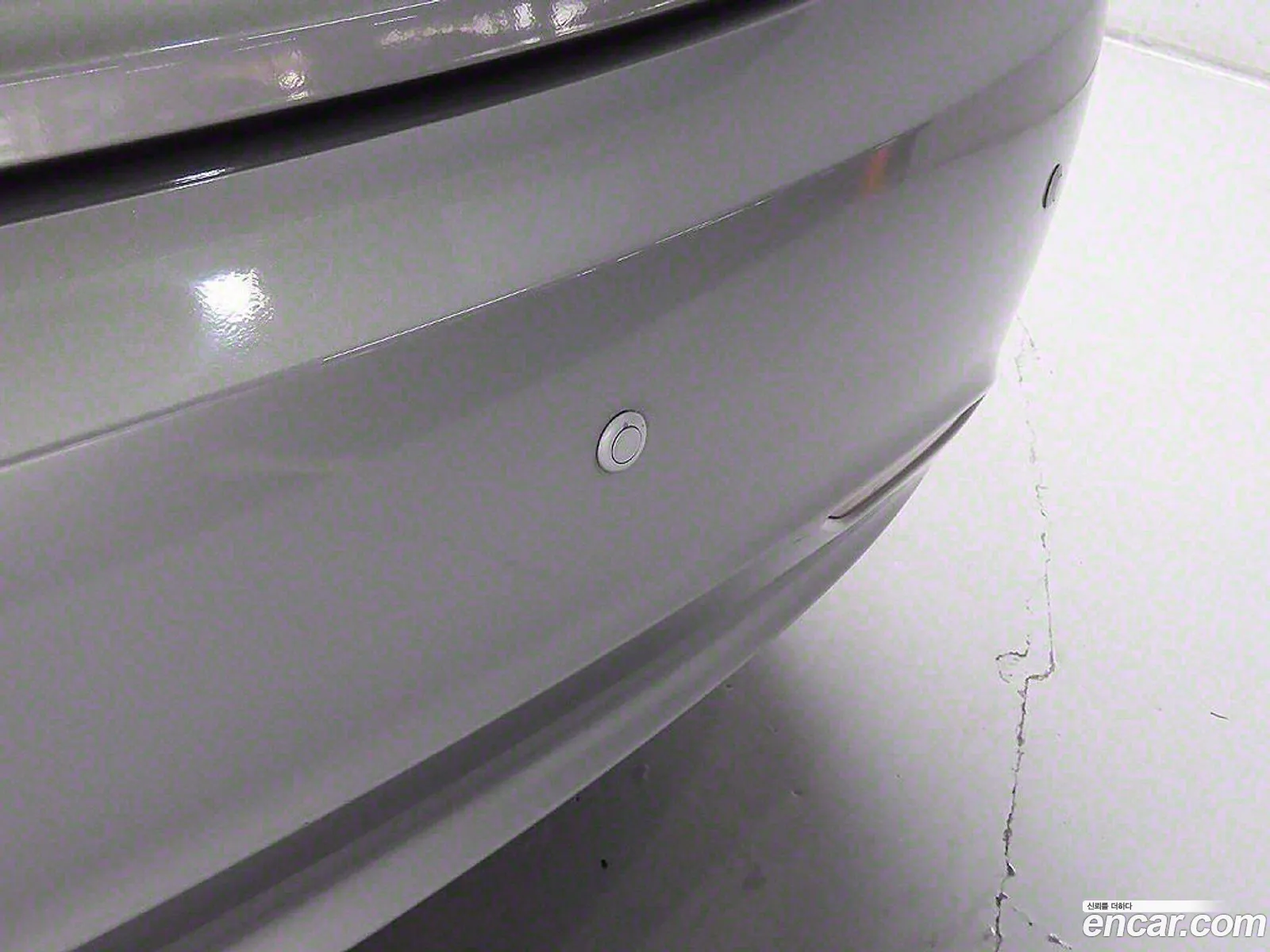 Hyundai YF Sonata 2010 — 17
