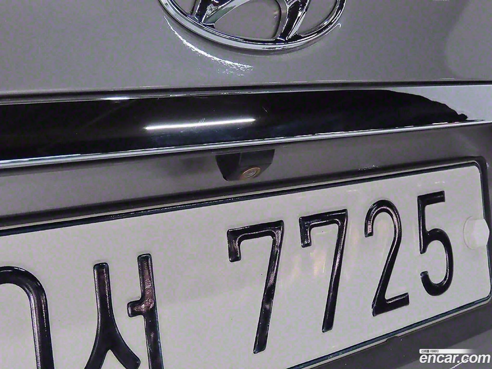 Hyundai YF Sonata 2010 — 5