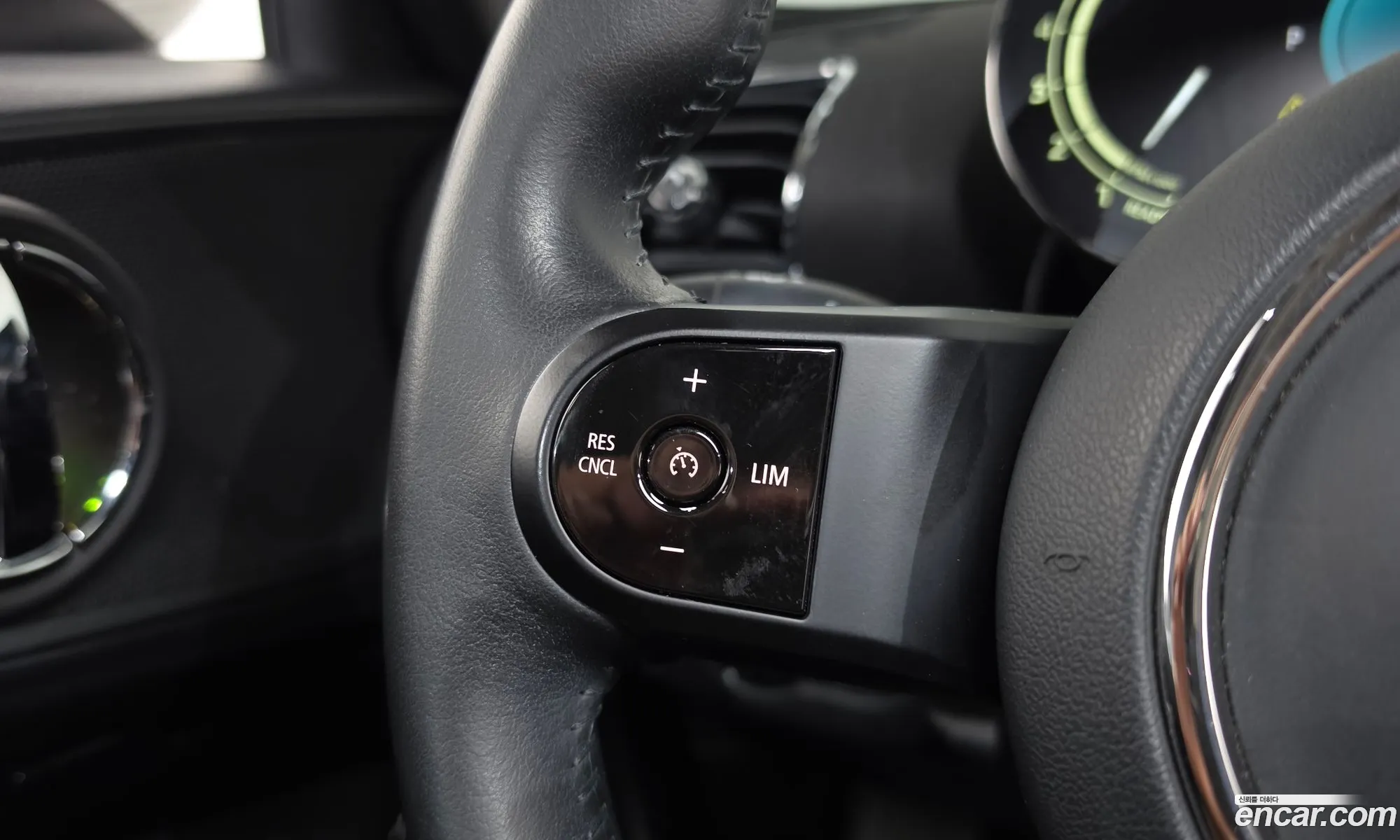 Mini Cooper Clubman 2022 — 30