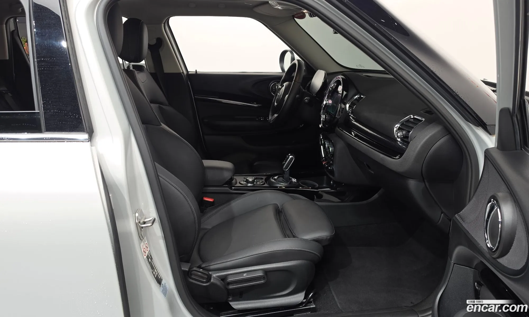 Mini Cooper Clubman 2022 — 16