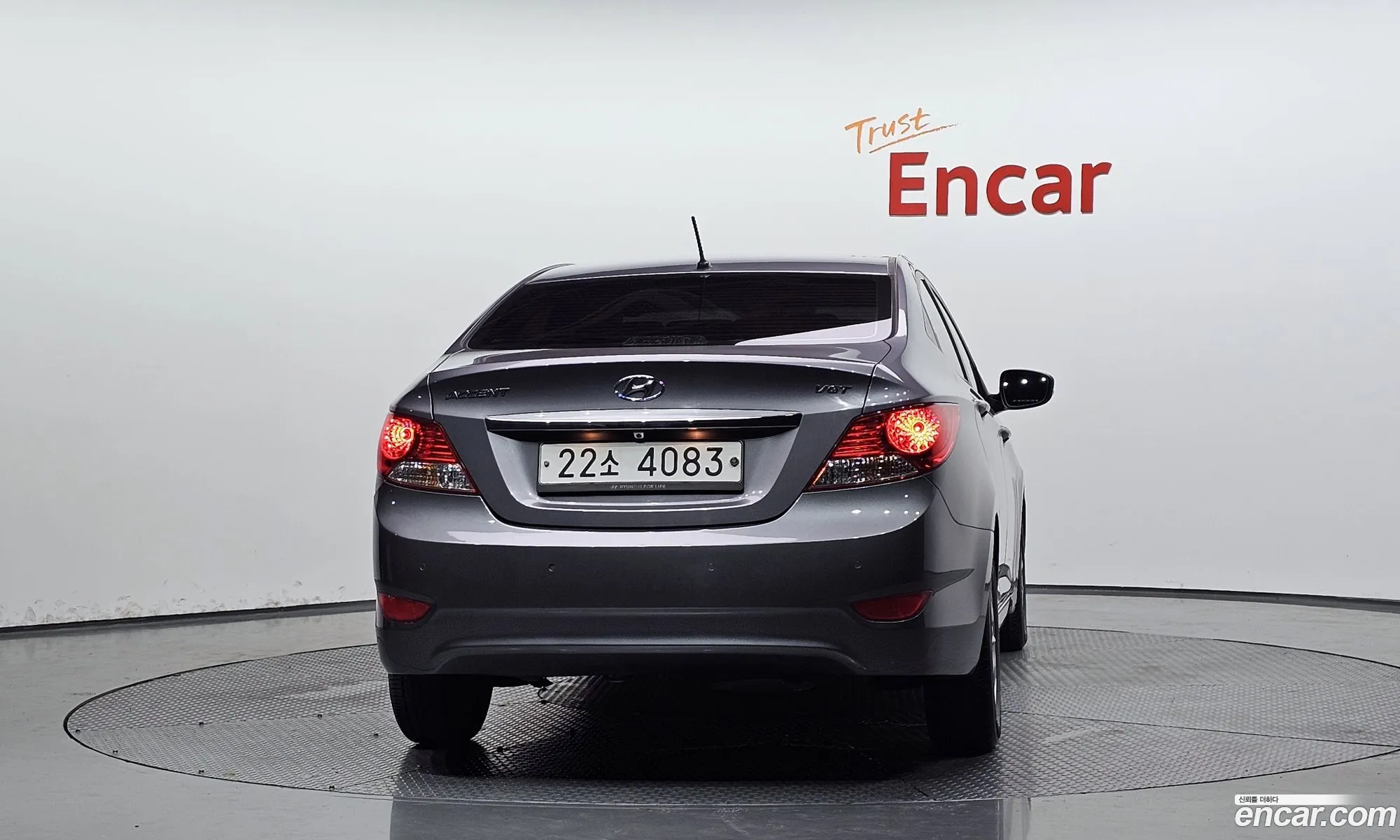 Hyundai Accent 2014 — 10