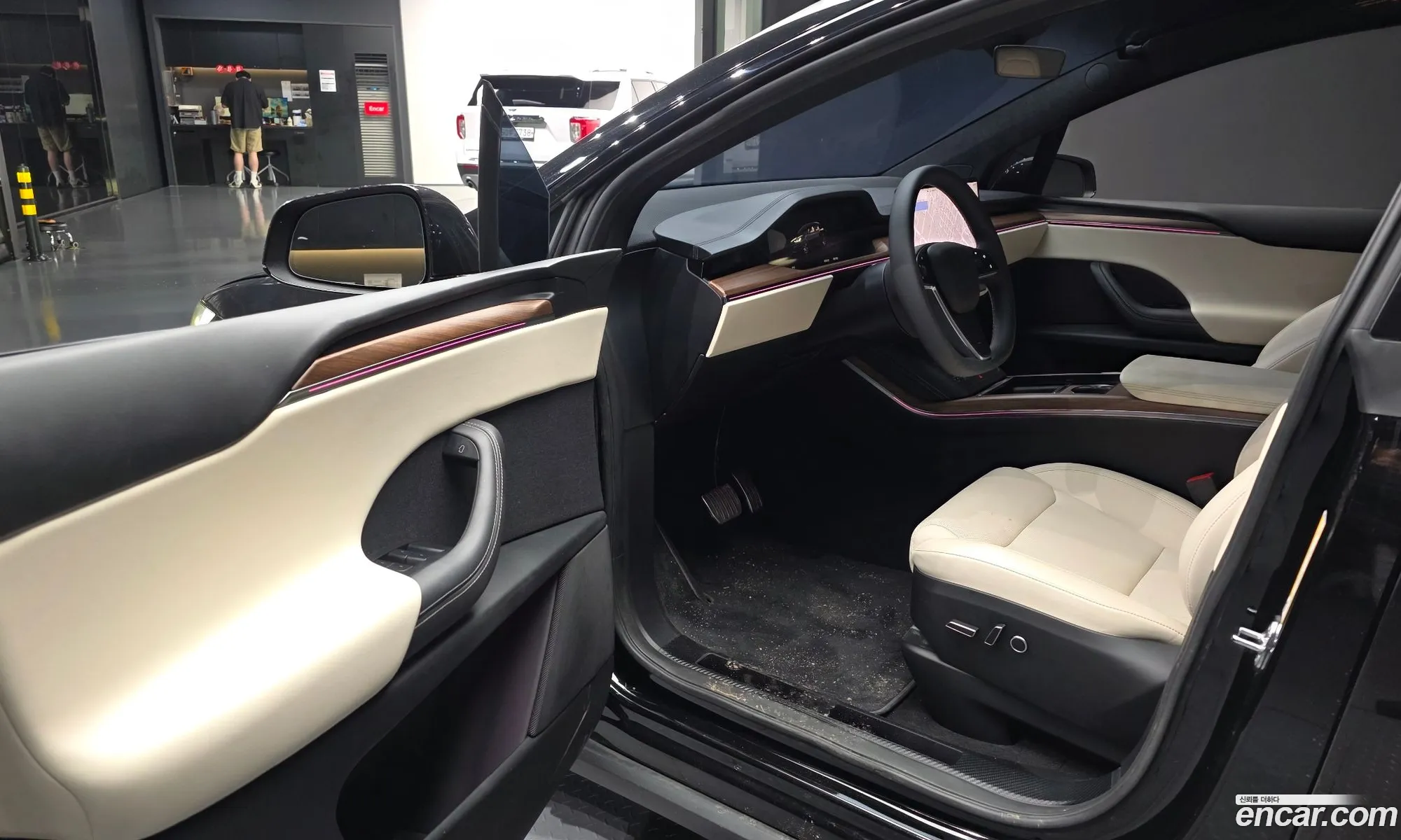 Tesla Model X 2025 7SAXCDE58TF479990 — 10