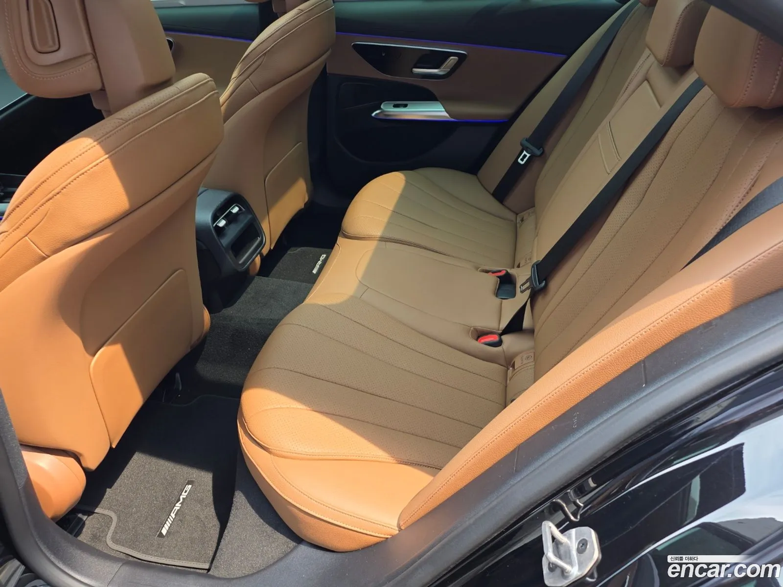 Mercedes-Benz E-Class W214 2026 — 6