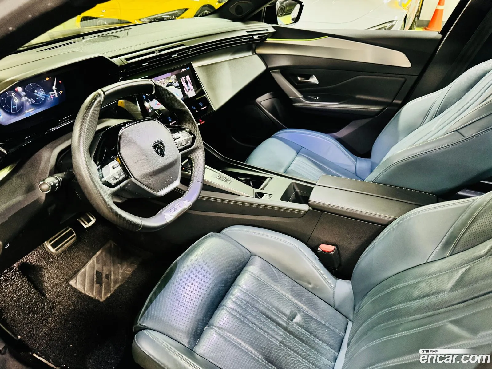 Peugeot 408 2023 — 9