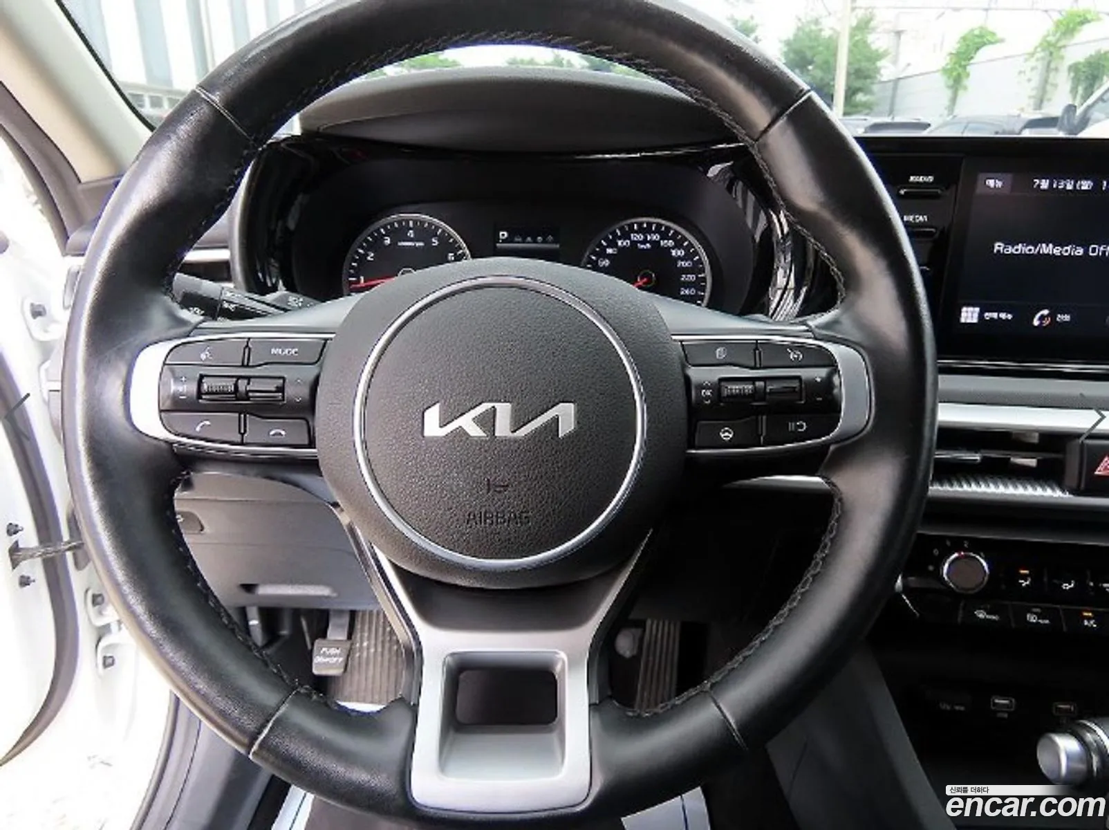 Kia K5 2021 — 3