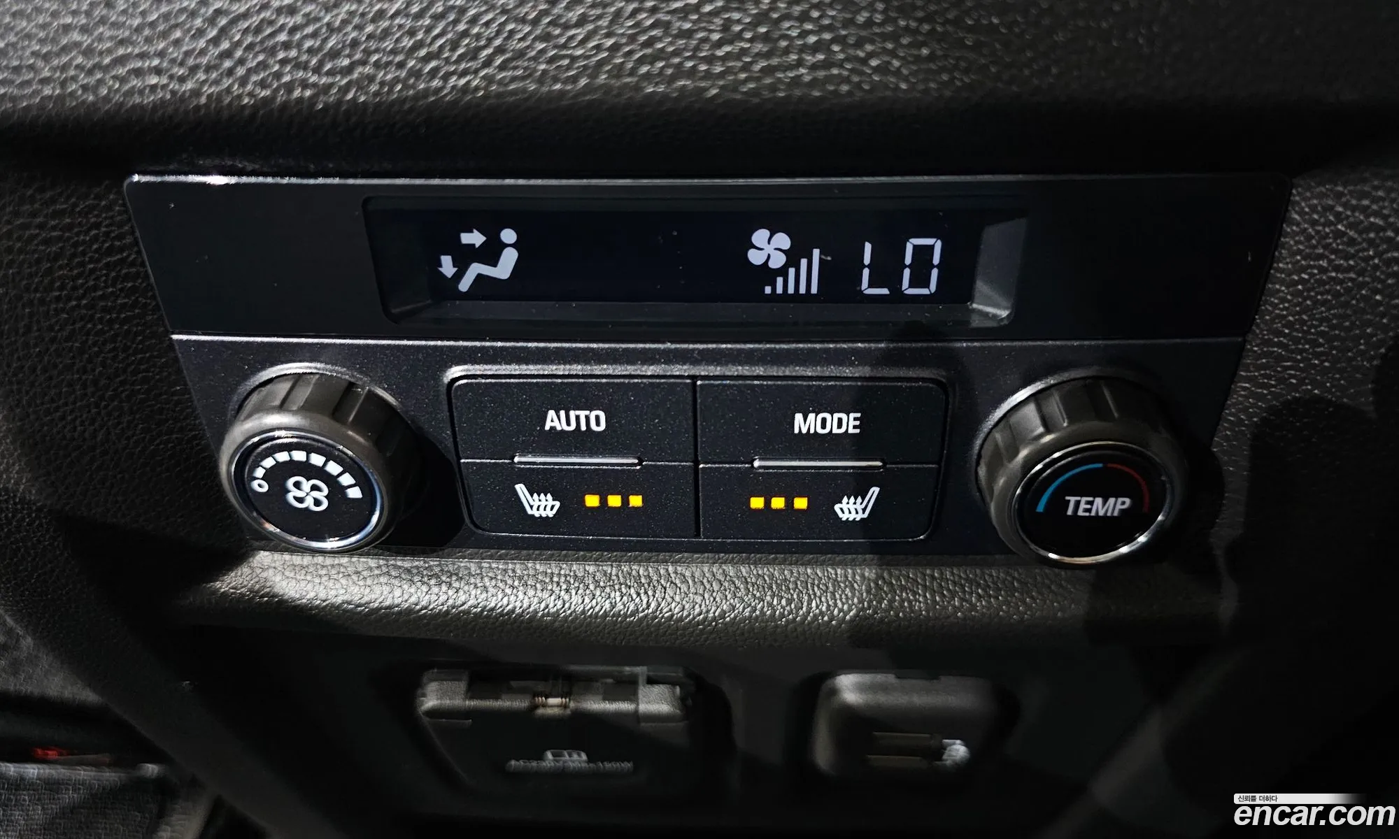 Chevrolet (GM Daewoo) Traverse 2021 — 15