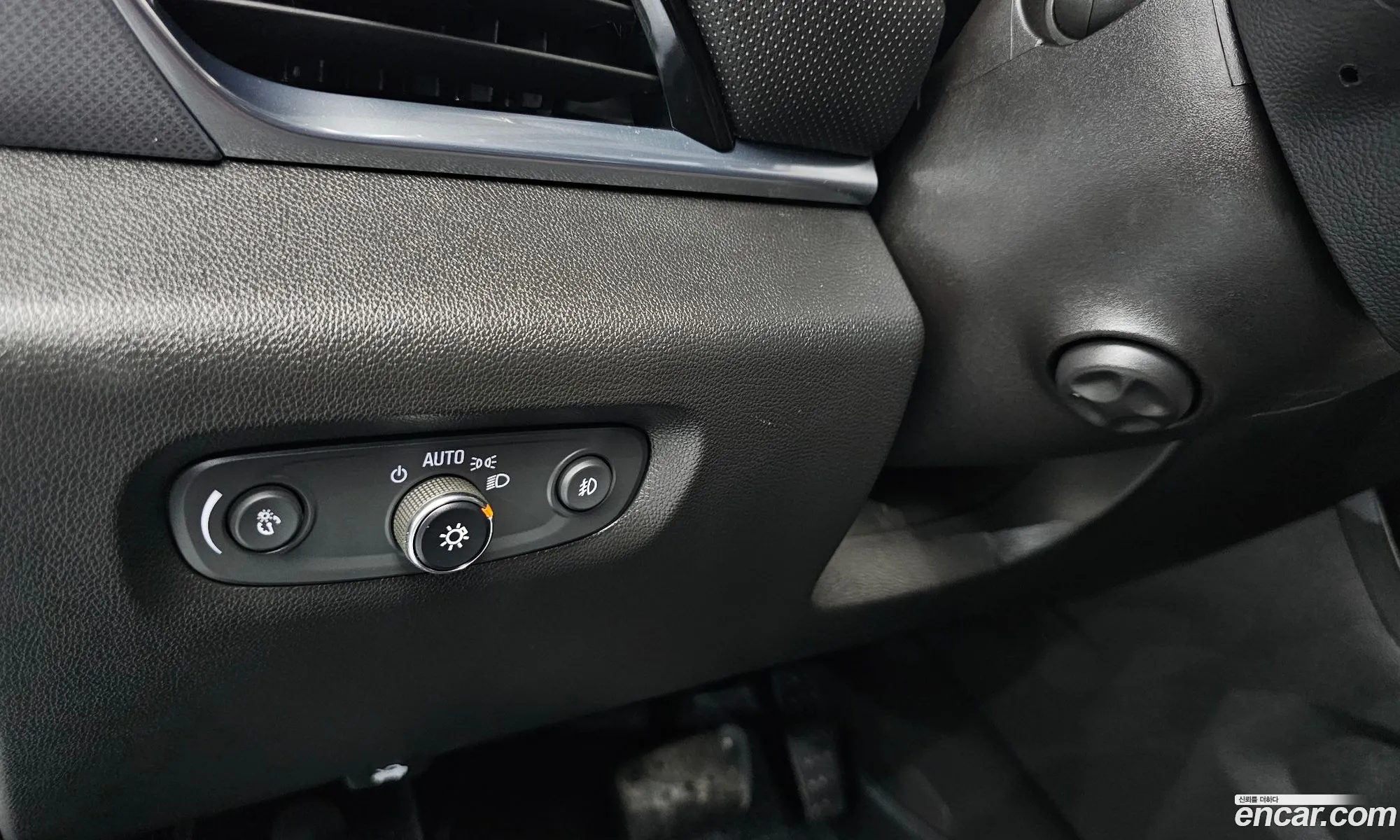 Chevrolet (GM Daewoo) Traverse 2021 — 18