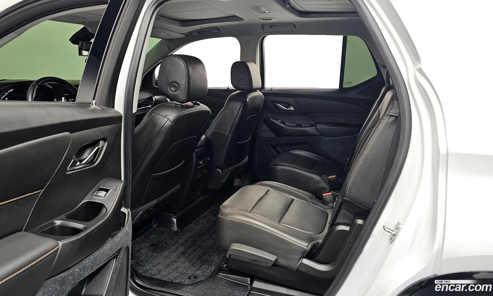 Chevrolet (GM Daewoo) Traverse 2021 — 4