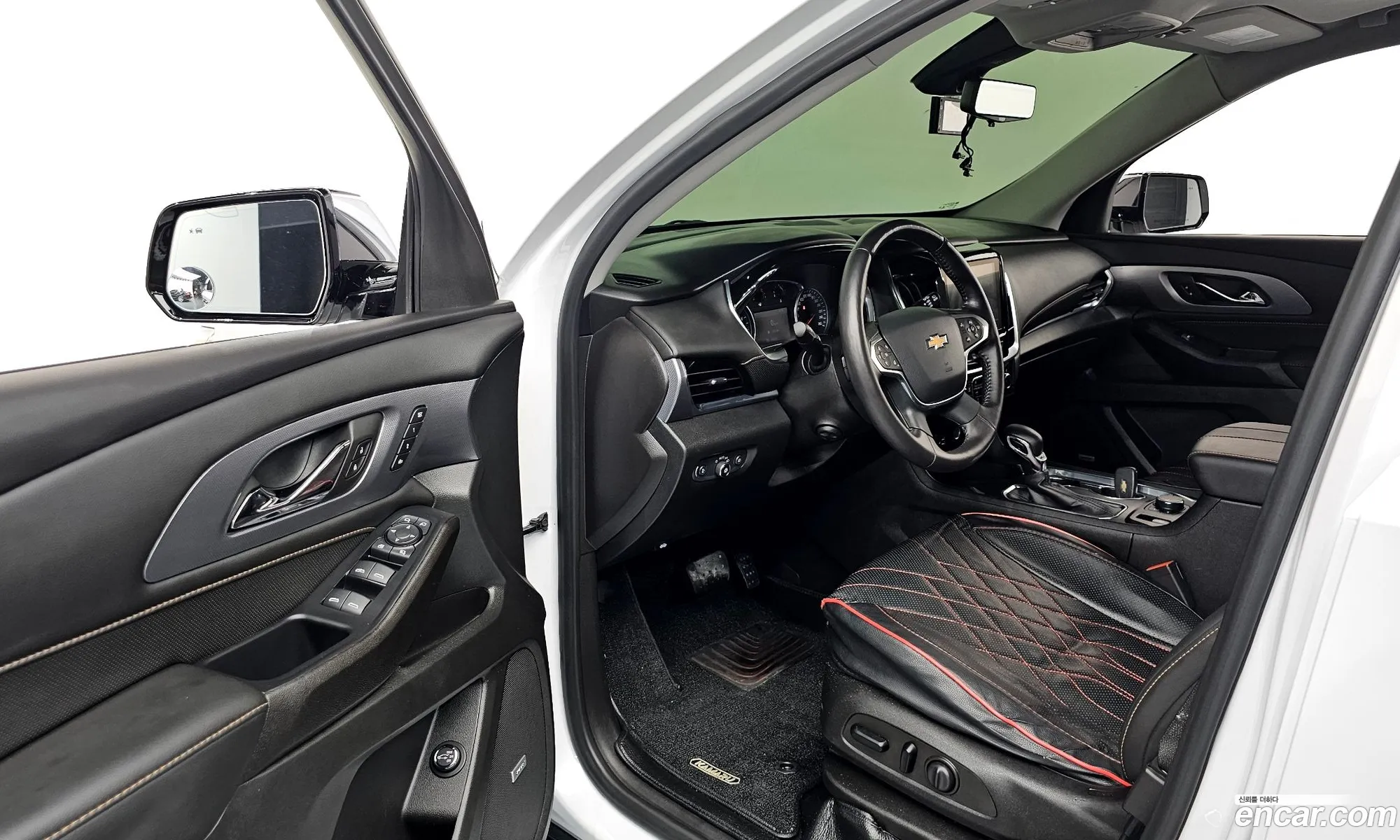 Chevrolet (GM Daewoo) Traverse 2021 — 5
