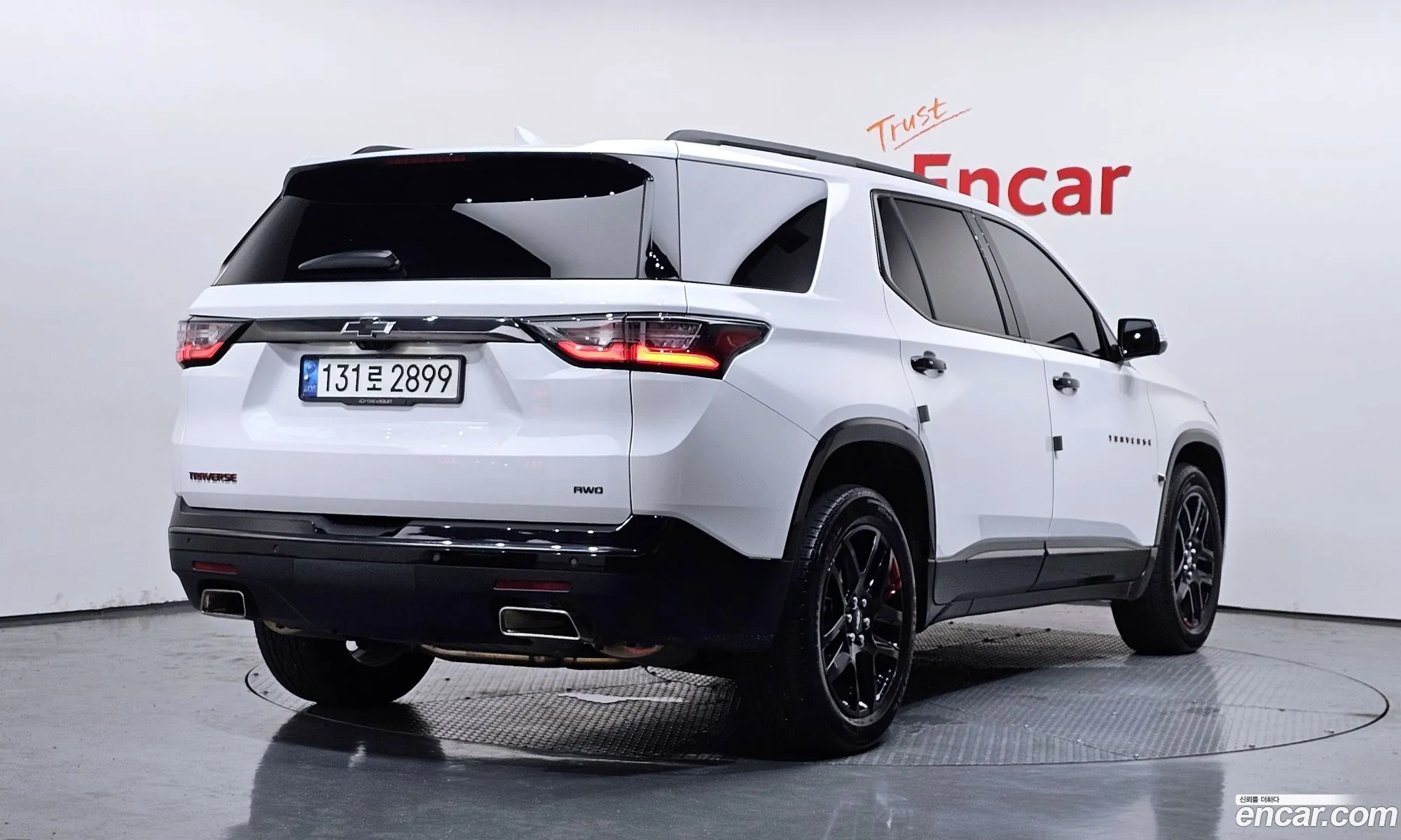 Chevrolet (GM Daewoo) Traverse 2021 — 6