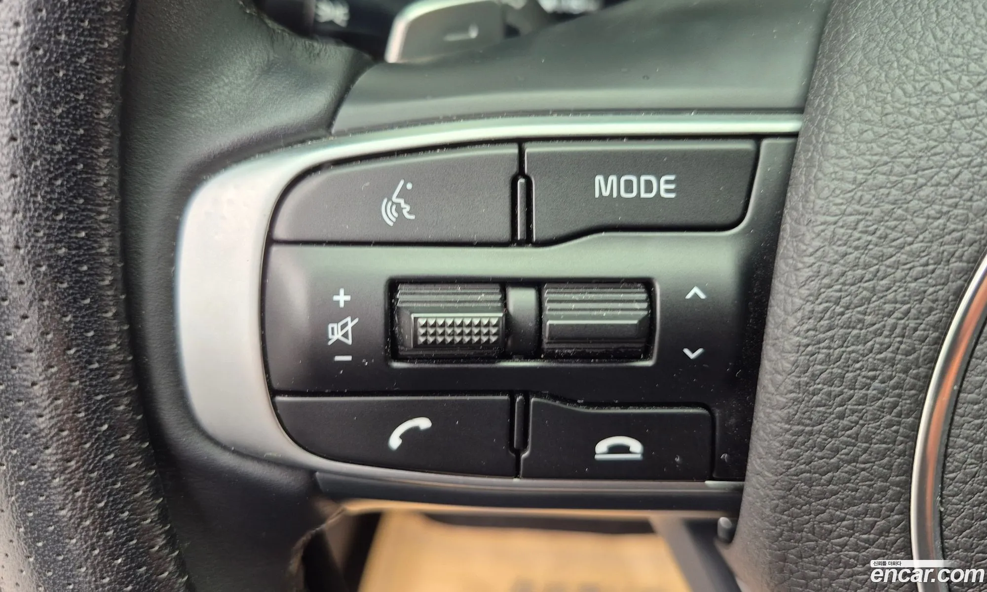 Kia K5 2023 — 2
