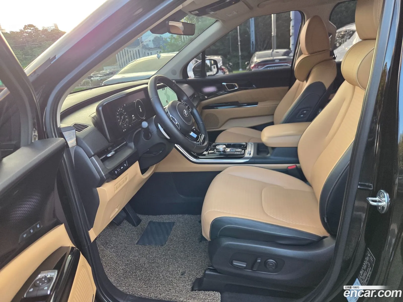 Kia Carnival 2020 — 10