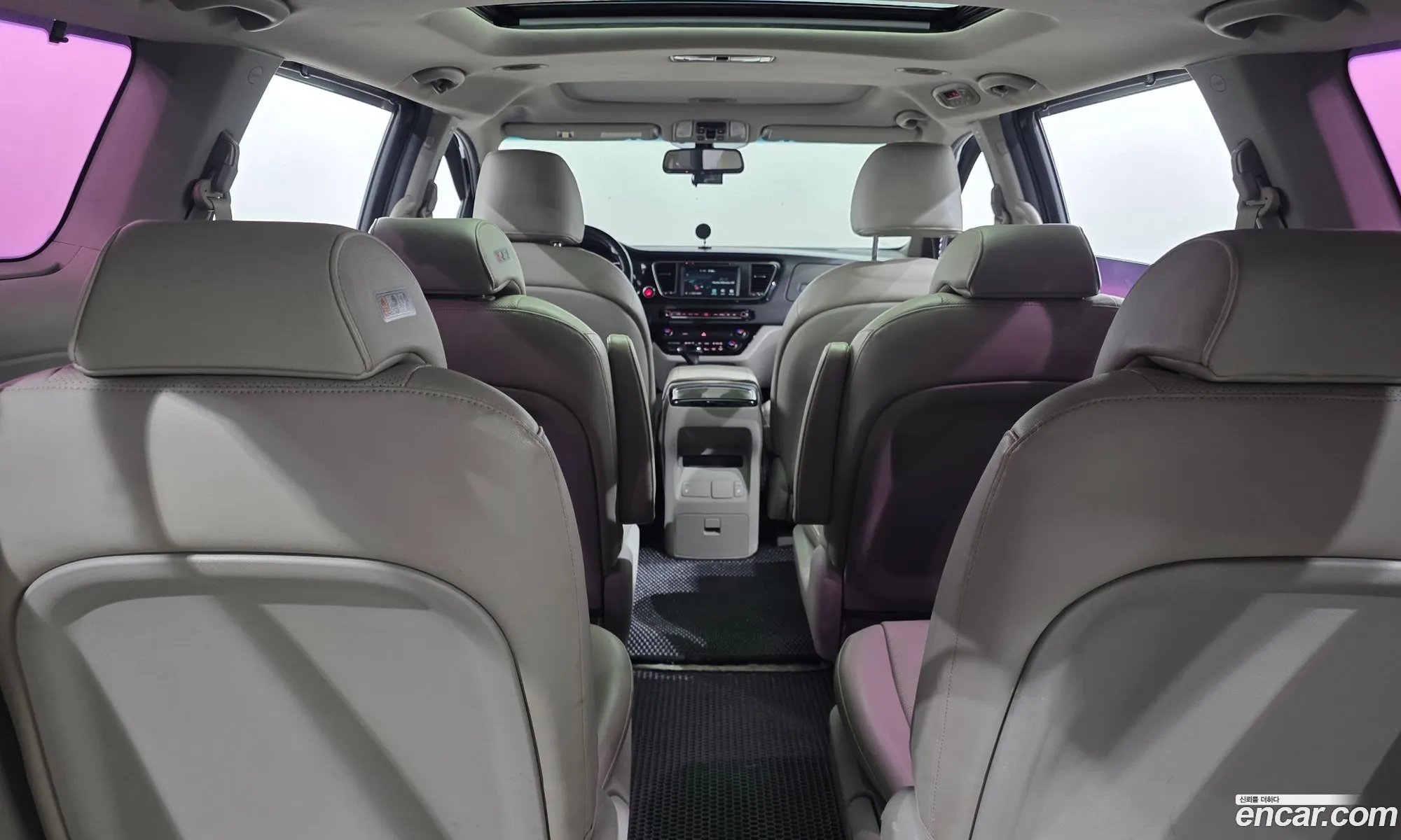 Kia Carnival 2015 KNAMC81ABFS075053 — 9