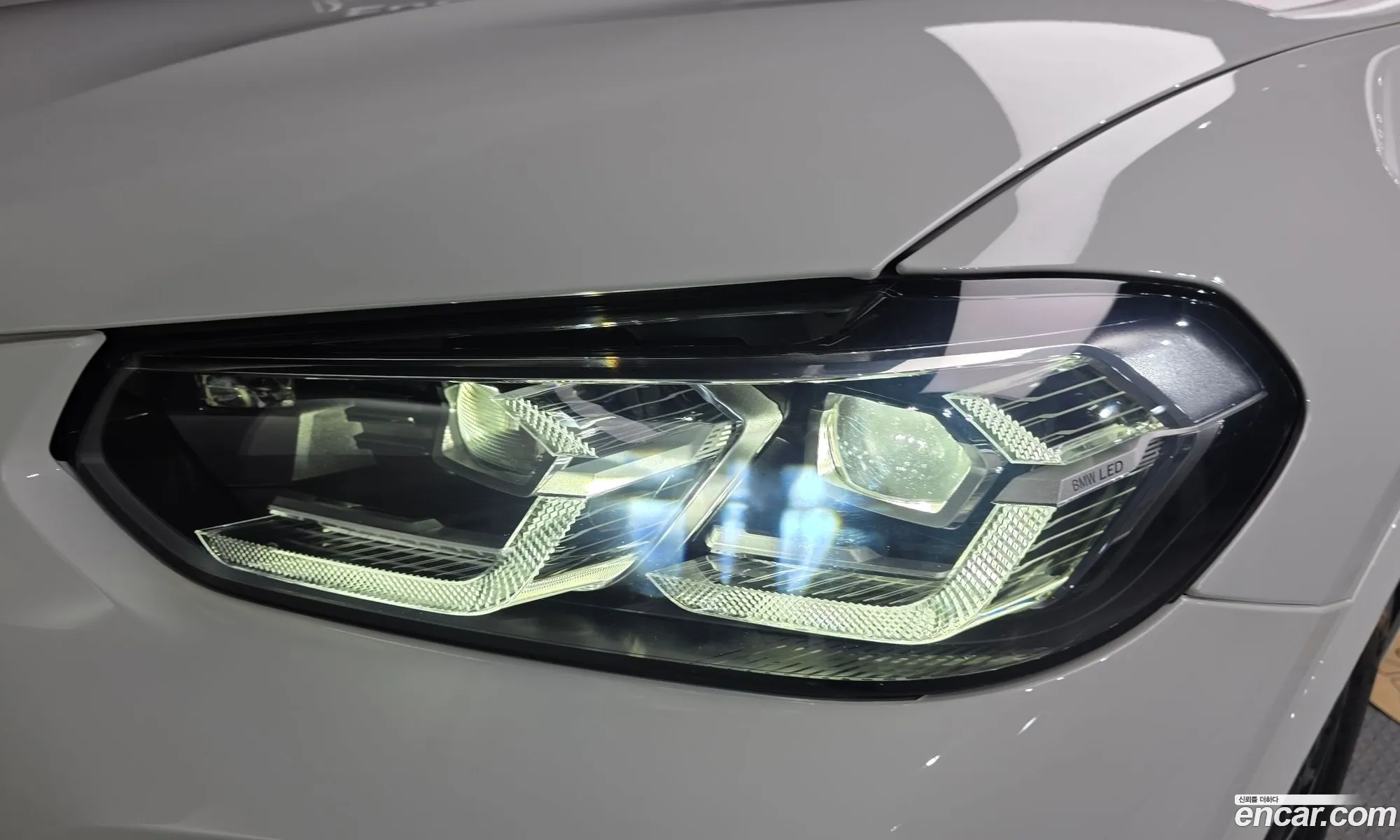 BMW X3 2024 WBA31DP09R9X41261 — 32