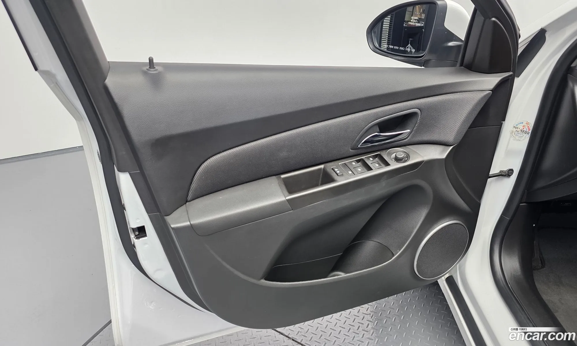 Chevrolet (GM Daewoo) Amazing New Cruze 2016 — 27