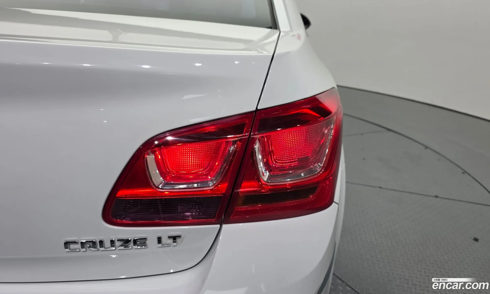 Chevrolet (GM Daewoo) Amazing New Cruze 2016 — 3