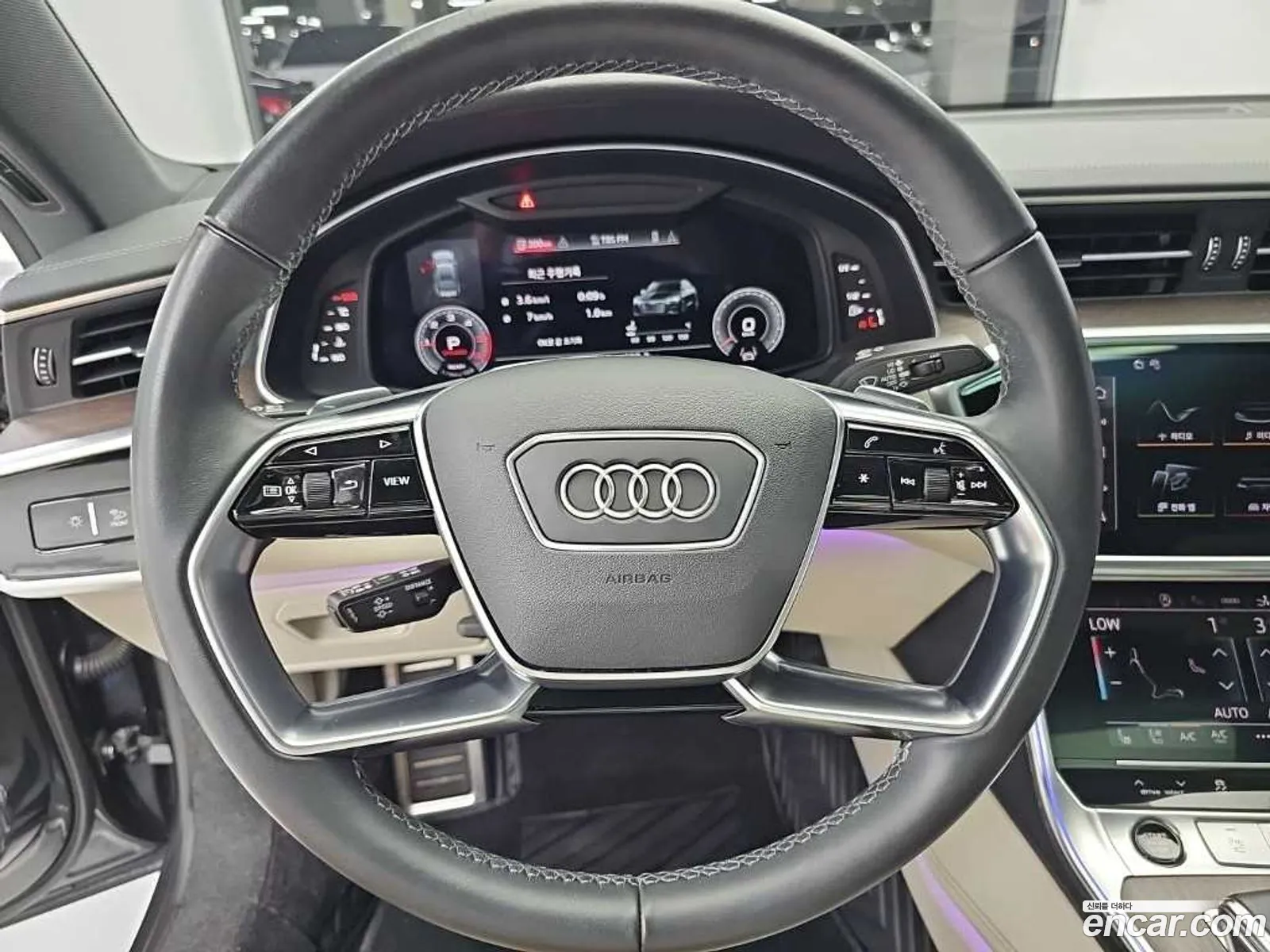 Audi A7 2022 — 8