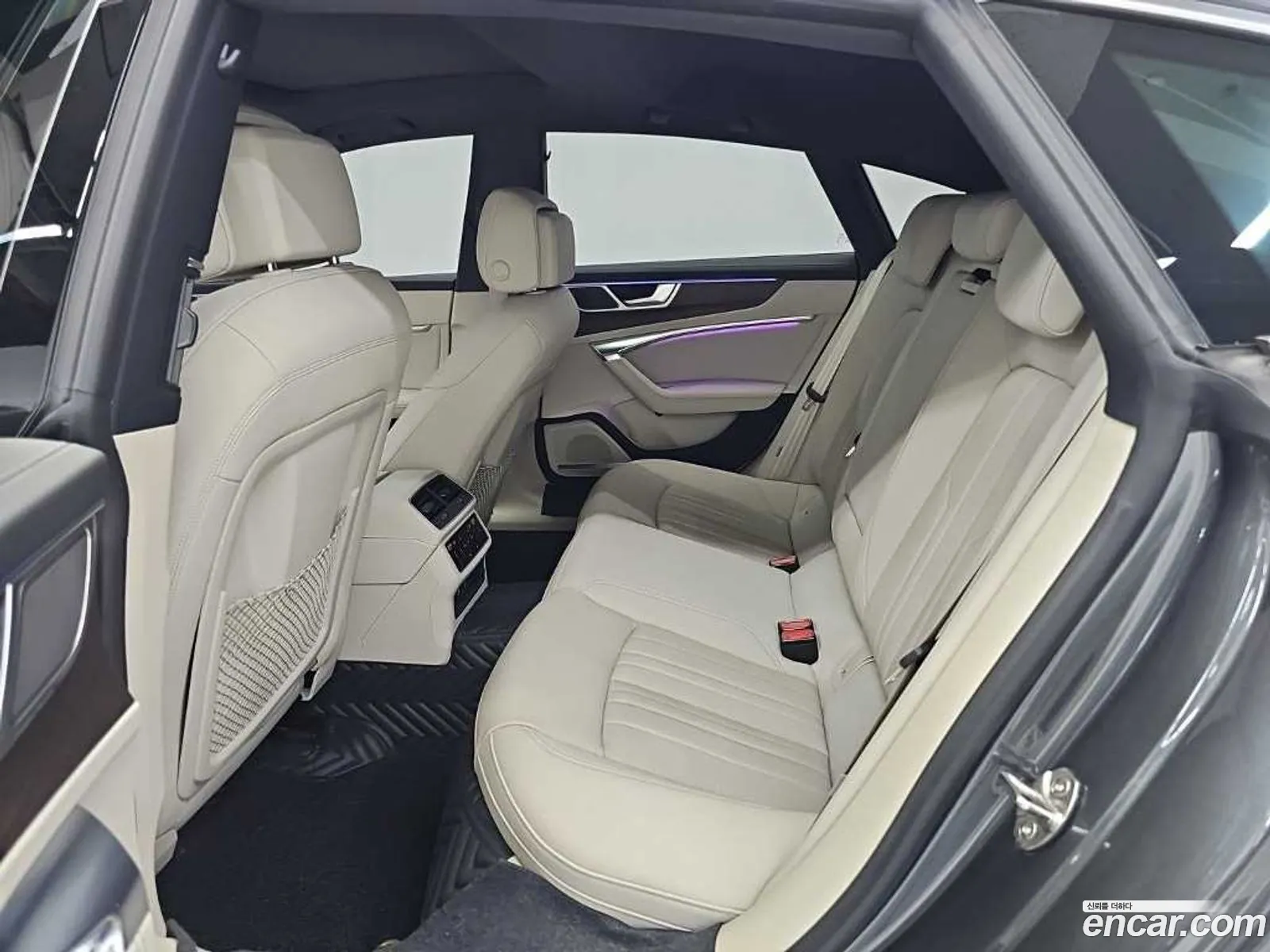 Audi A7 2022 — 20