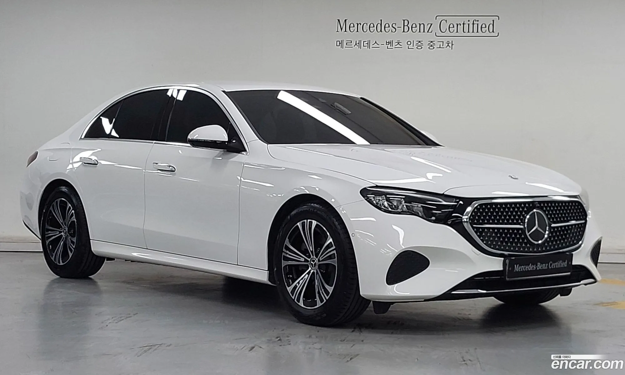 Mercedes-Benz E-Class W214 2025 — 10
