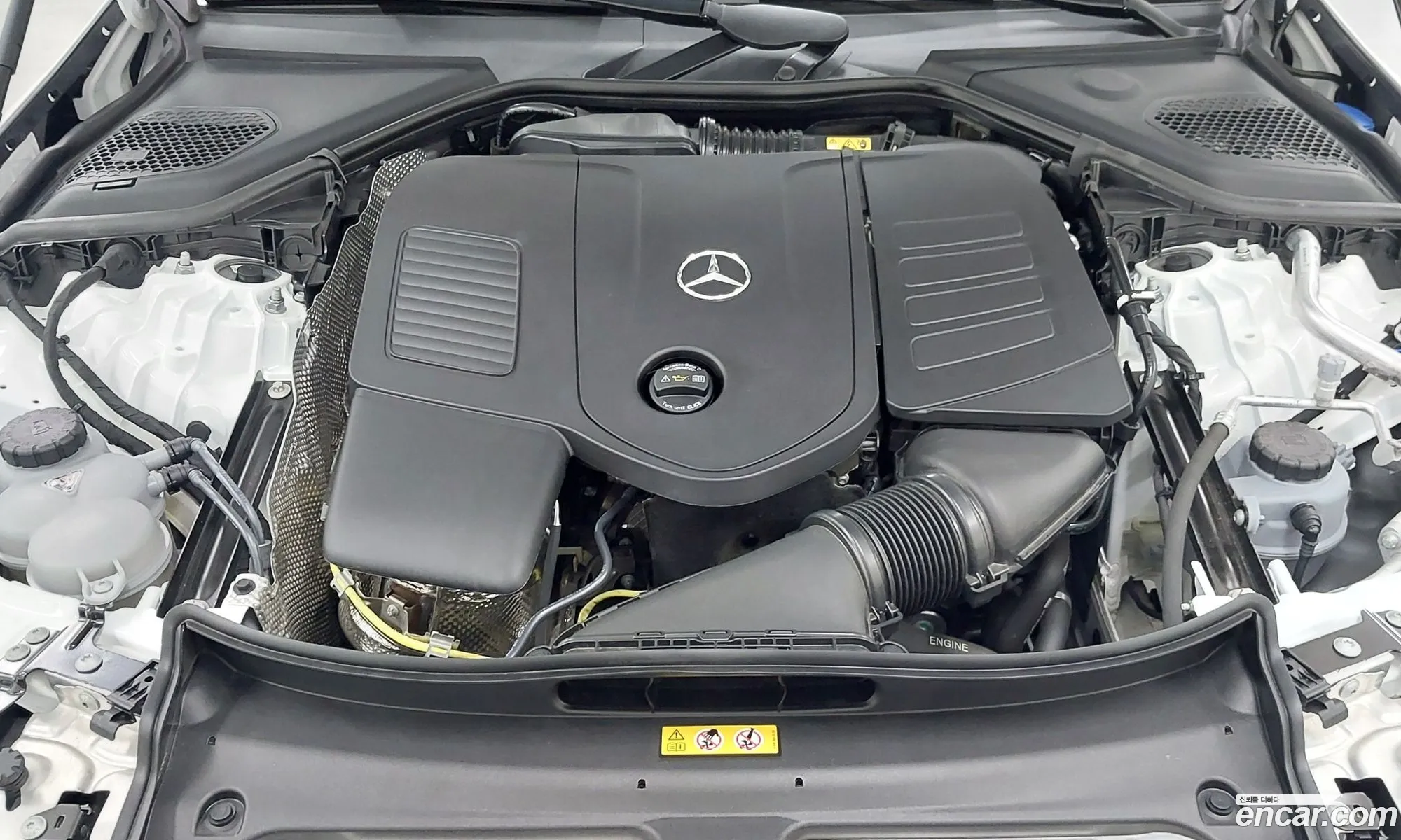 Mercedes-Benz E-Class W214 2025 — 15