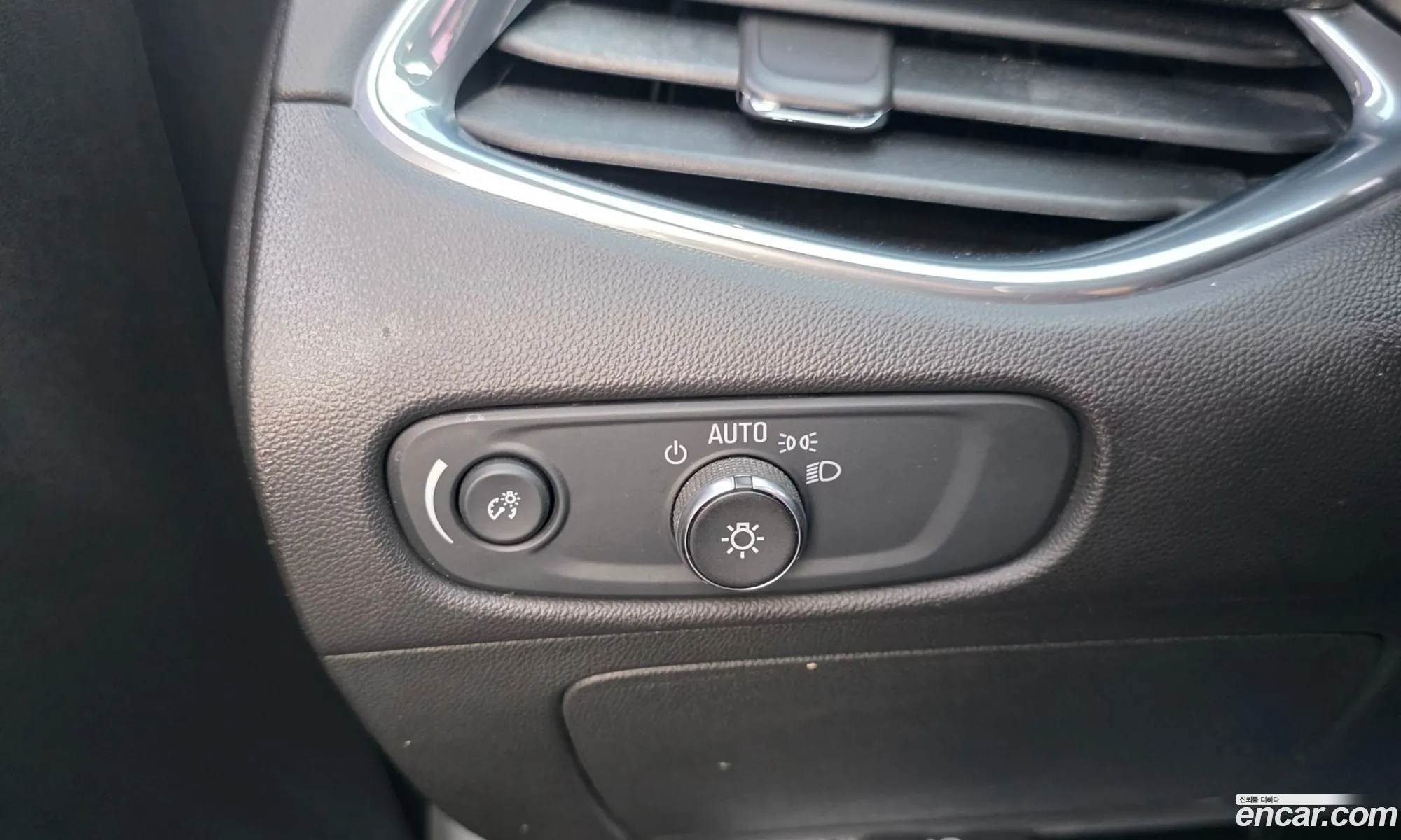 Chevrolet (GM Daewoo) Malibu 2017 — 4