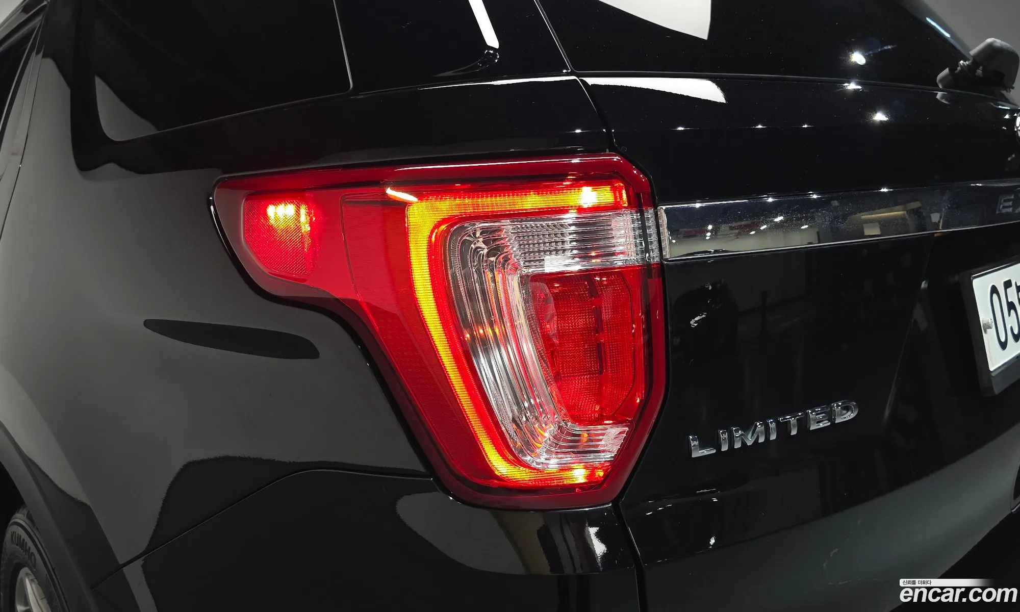 Ford Explorer 2017 1FM5K8FH2HGD70599 — 37