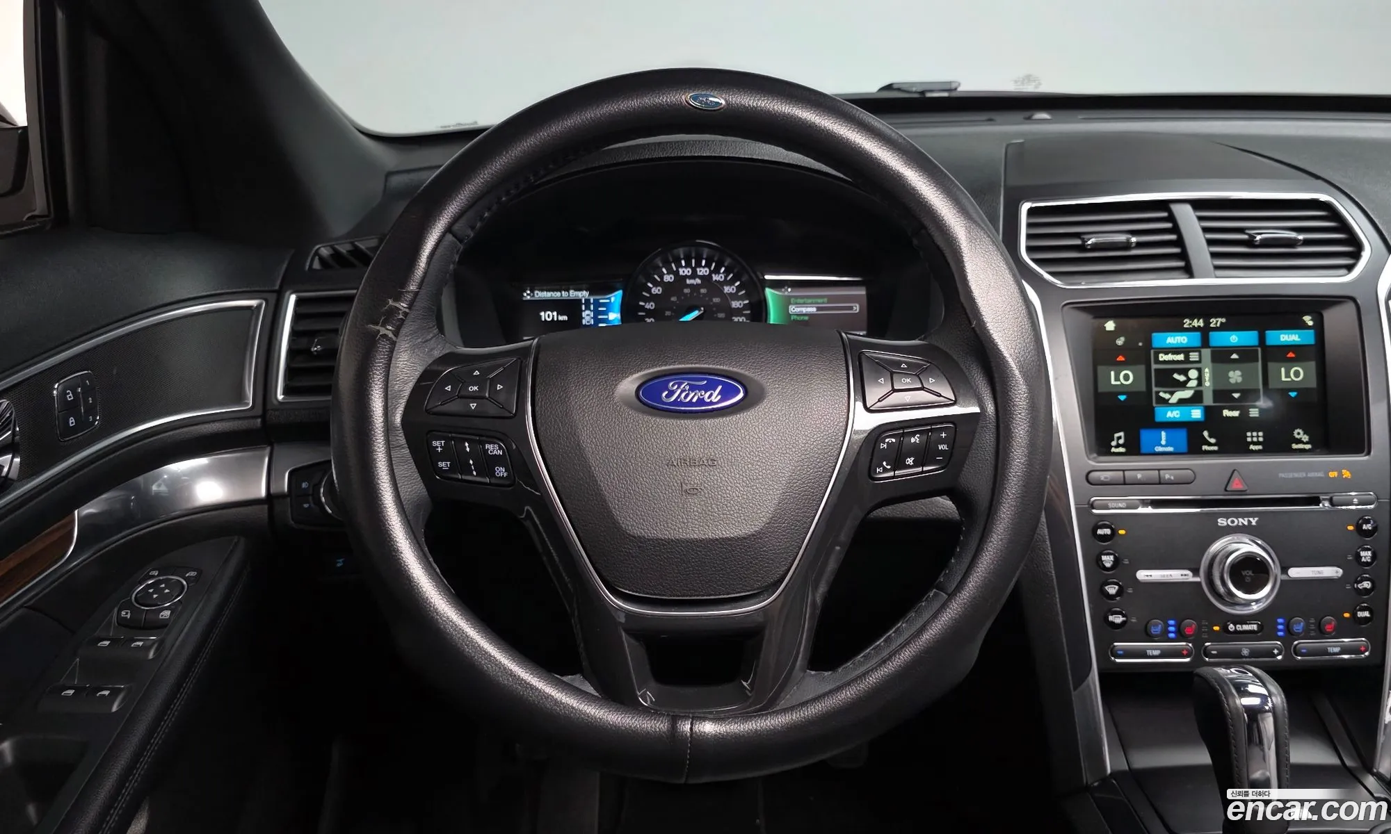 Ford Explorer 2017 1FM5K8FH2HGD70599 — 26