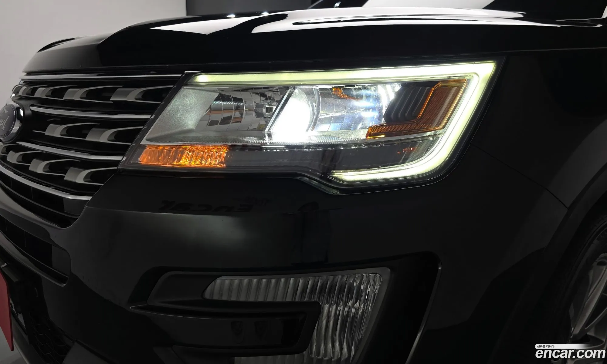 Ford Explorer 2017 1FM5K8FH2HGD70599 — 34
