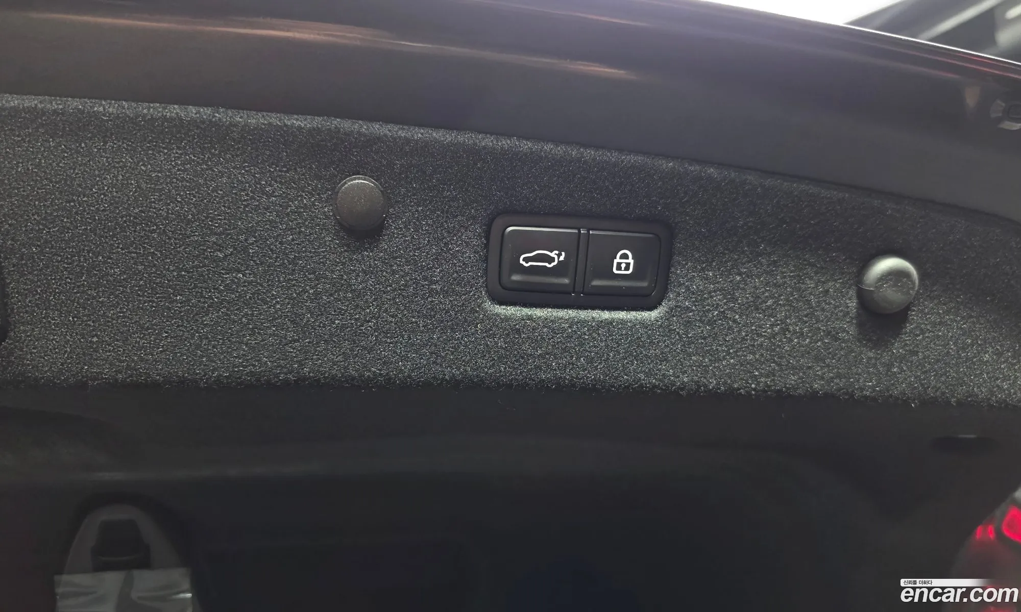 Kia K8 2023 KNAM241BBPA047640 — 11