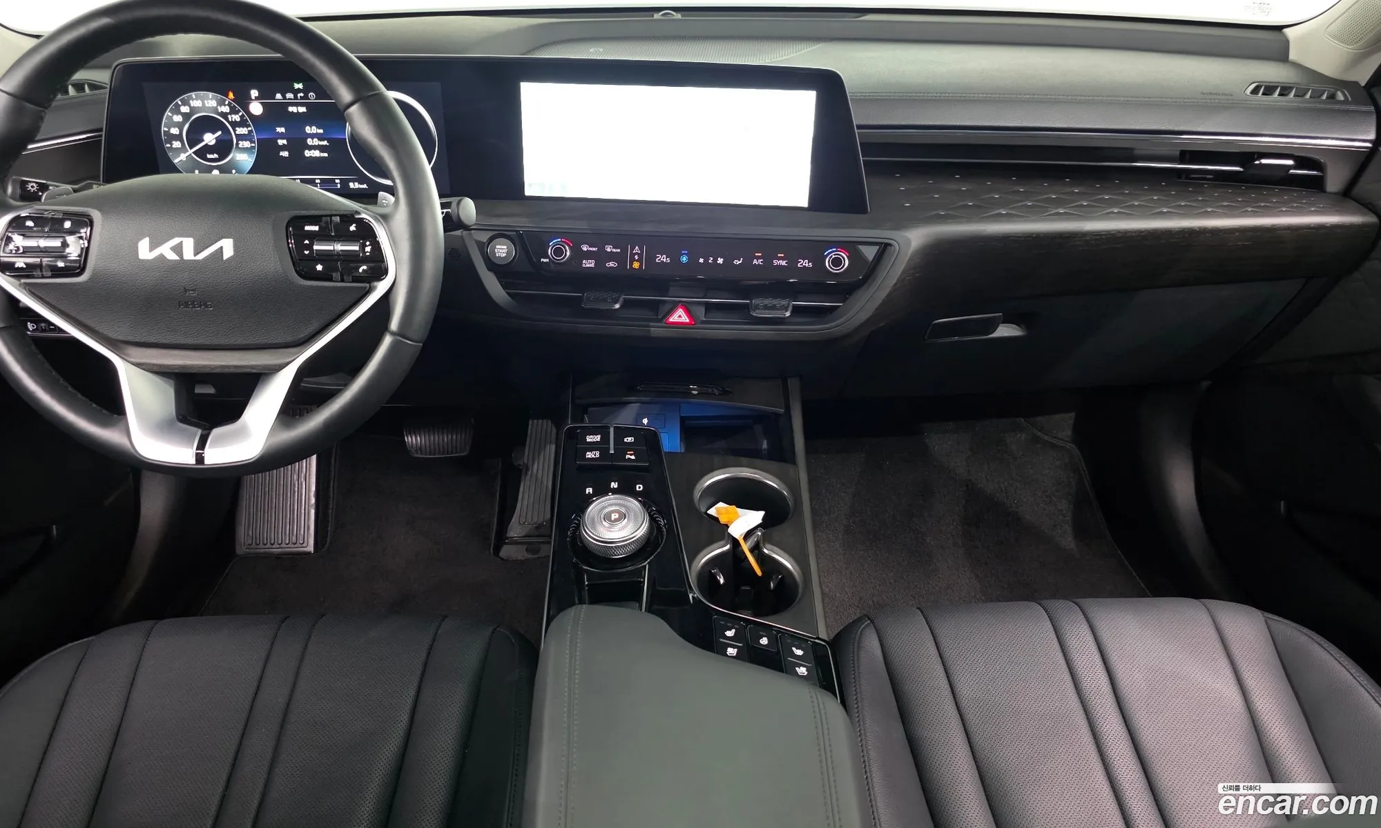 Kia K8 2023 KNAM241BBPA047640 — 30