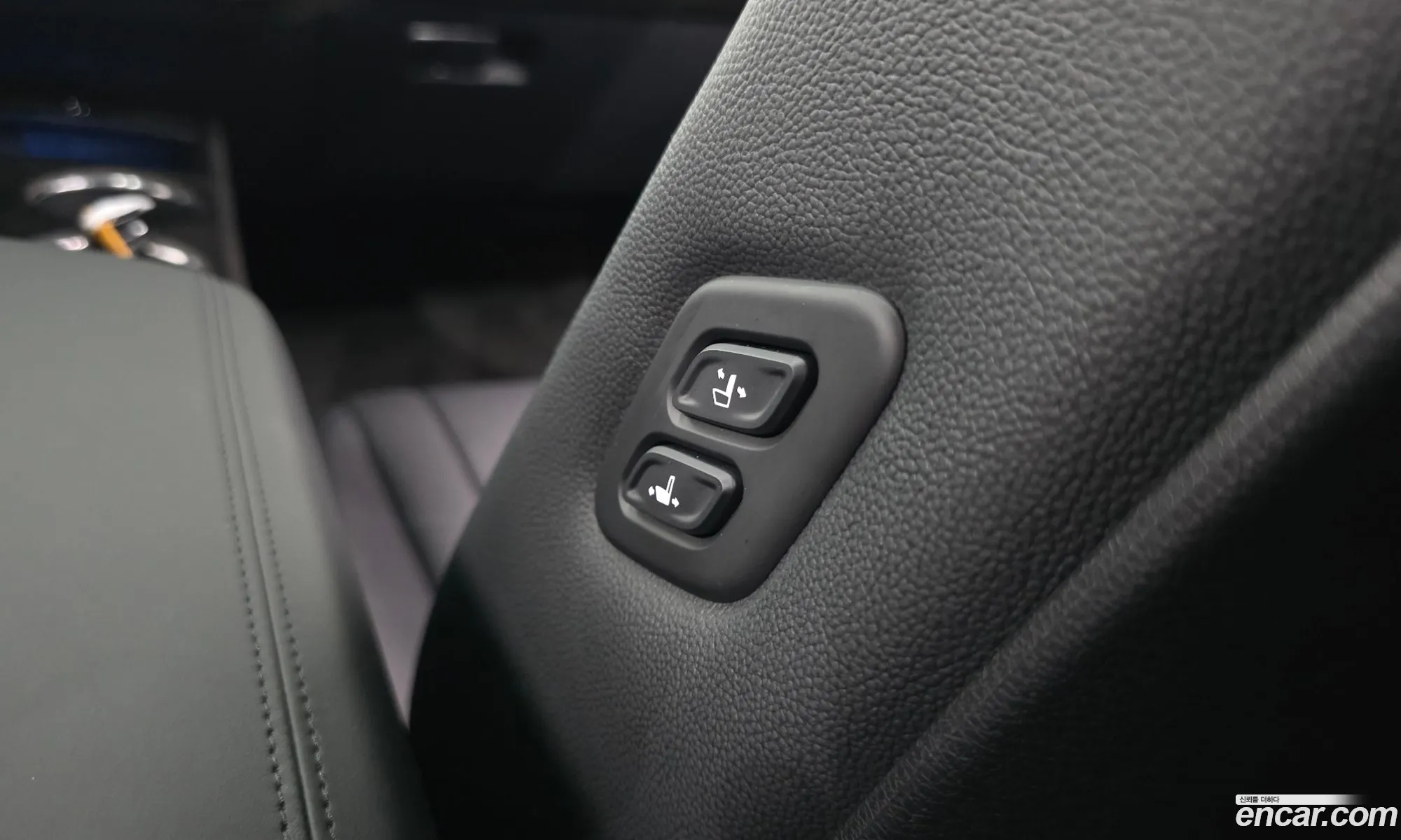 Kia K8 2023 KNAM241BBPA047640 — 26