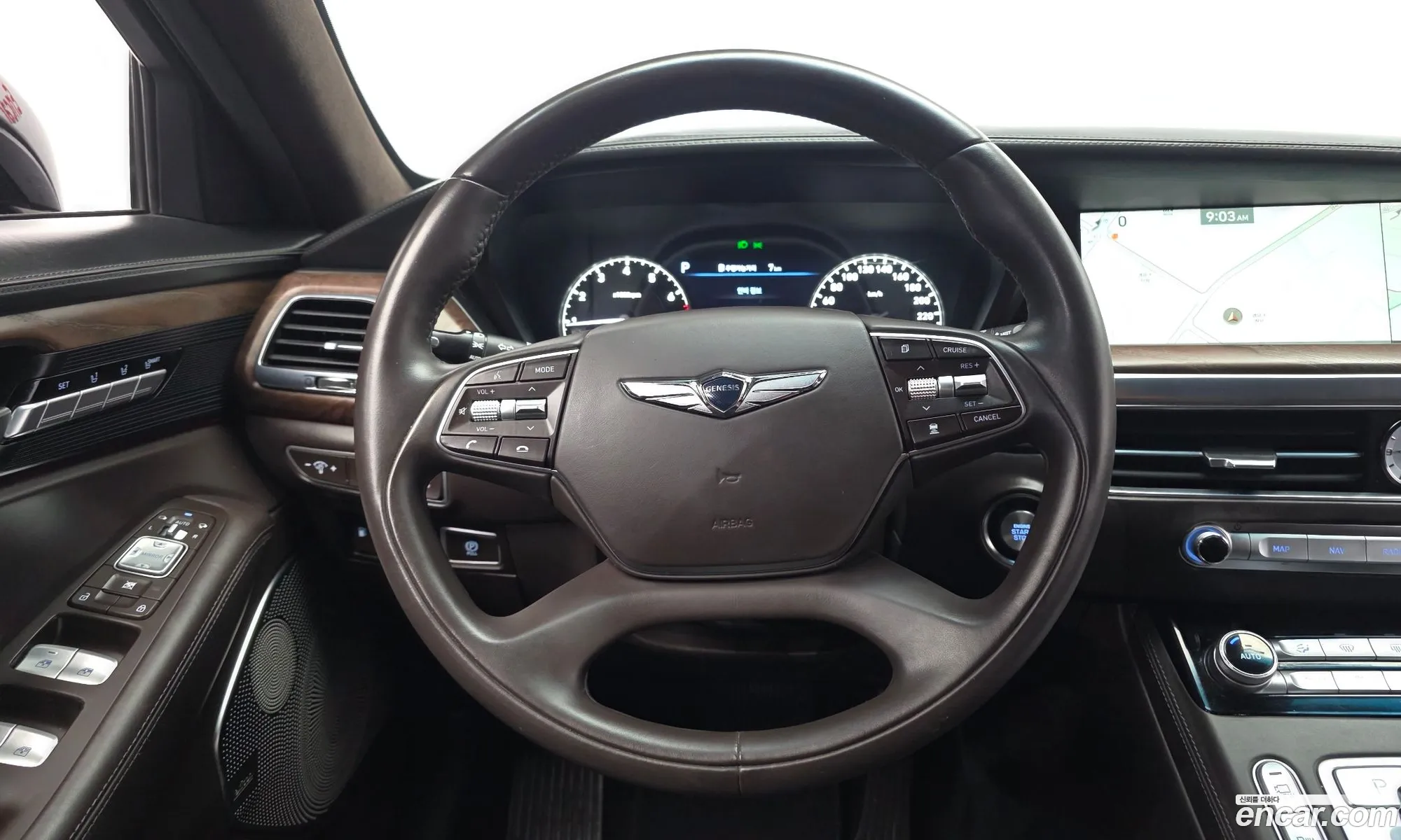 Genesis G90 2019 KMHG541HDKU072636 — 12