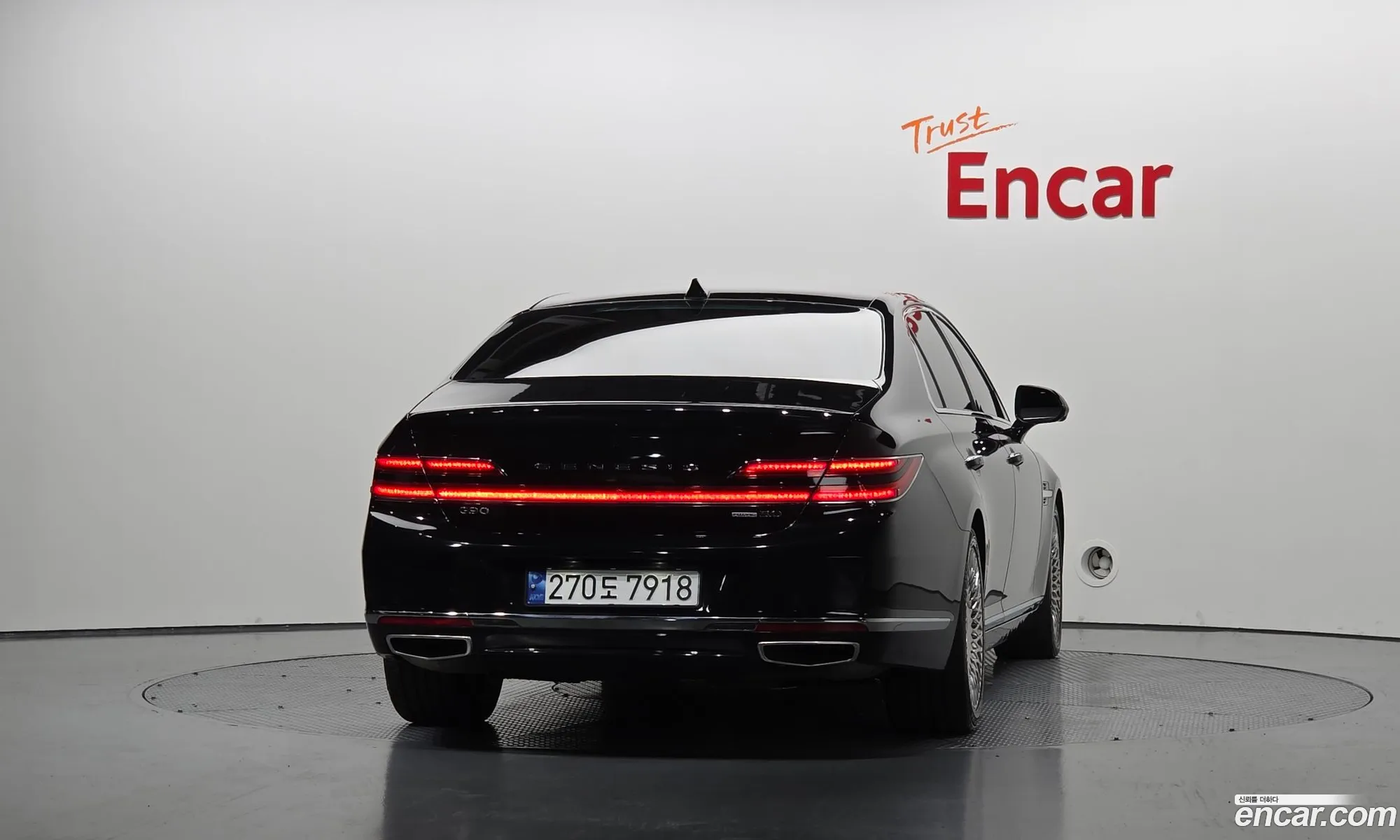 Genesis G90 2019 KMHG541HDKU072636 — 2