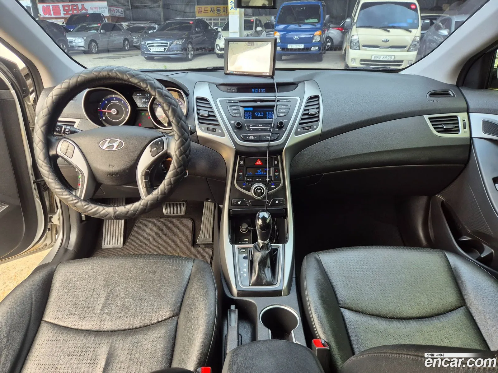 Hyundai Elantra 2015 — 8
