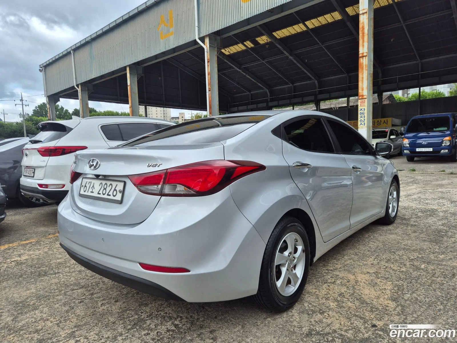 Hyundai Elantra 2015 — 11