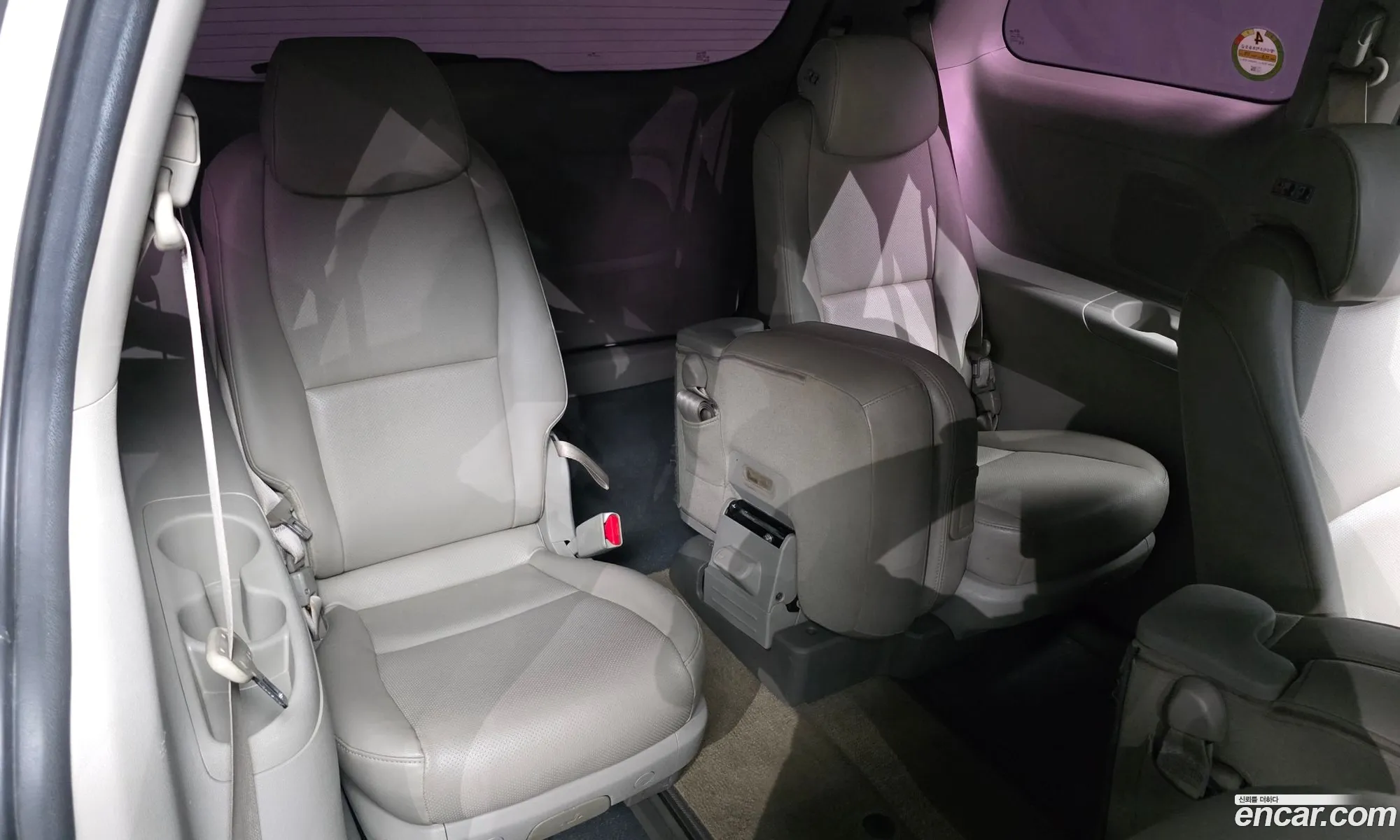 Kia Carnival 2014 KNHMF37ABFS002487 — 3