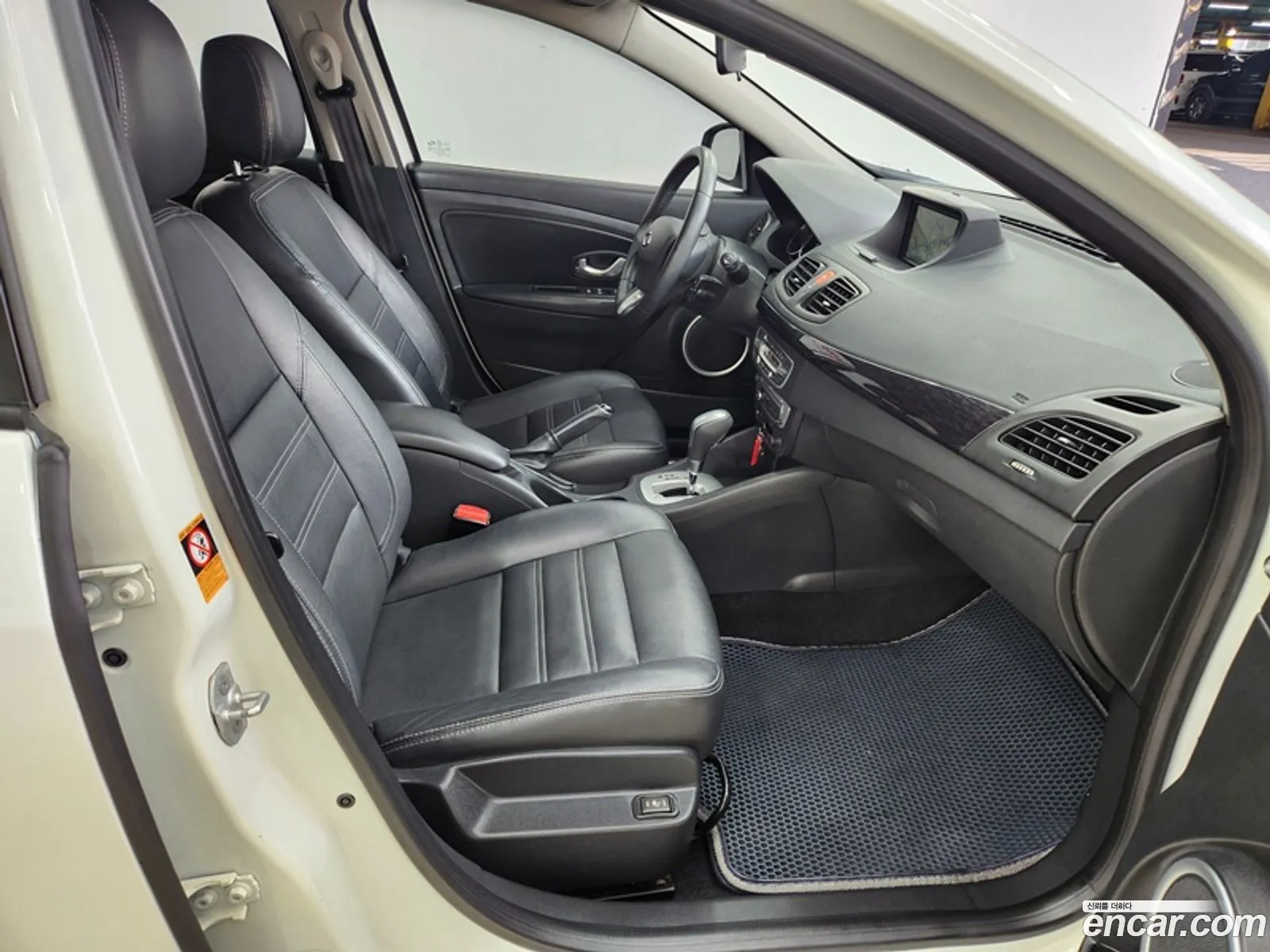 Renault Korea (Samsung) SM3 Neo 2014 — 10