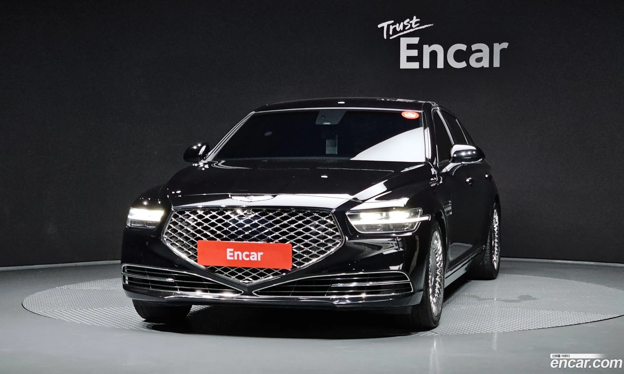 Genesis G90 2020 KMHG341DDLU078675 — 2