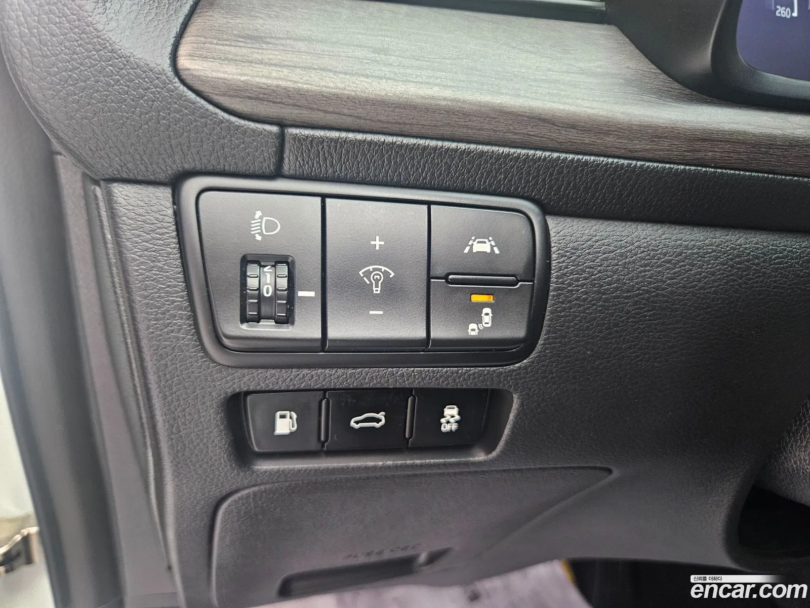 Kia K7 Premier 2021 — 17