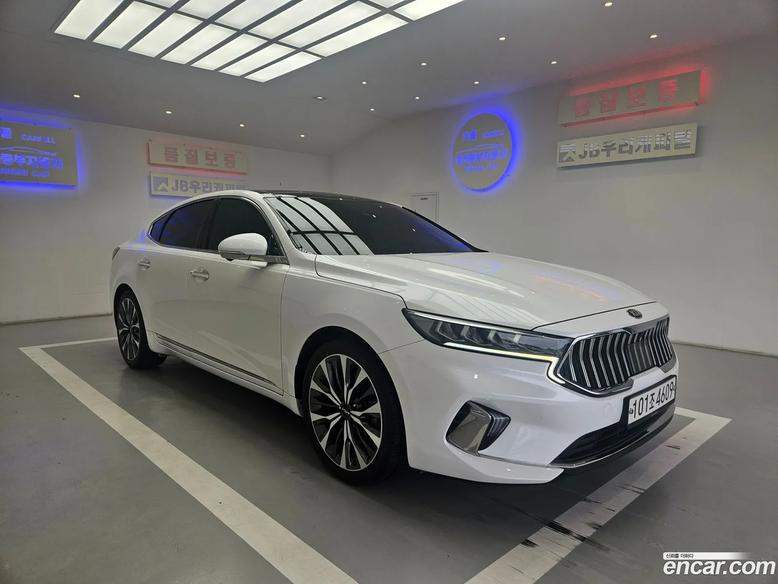 Kia K7 Premier 2021 — 14
