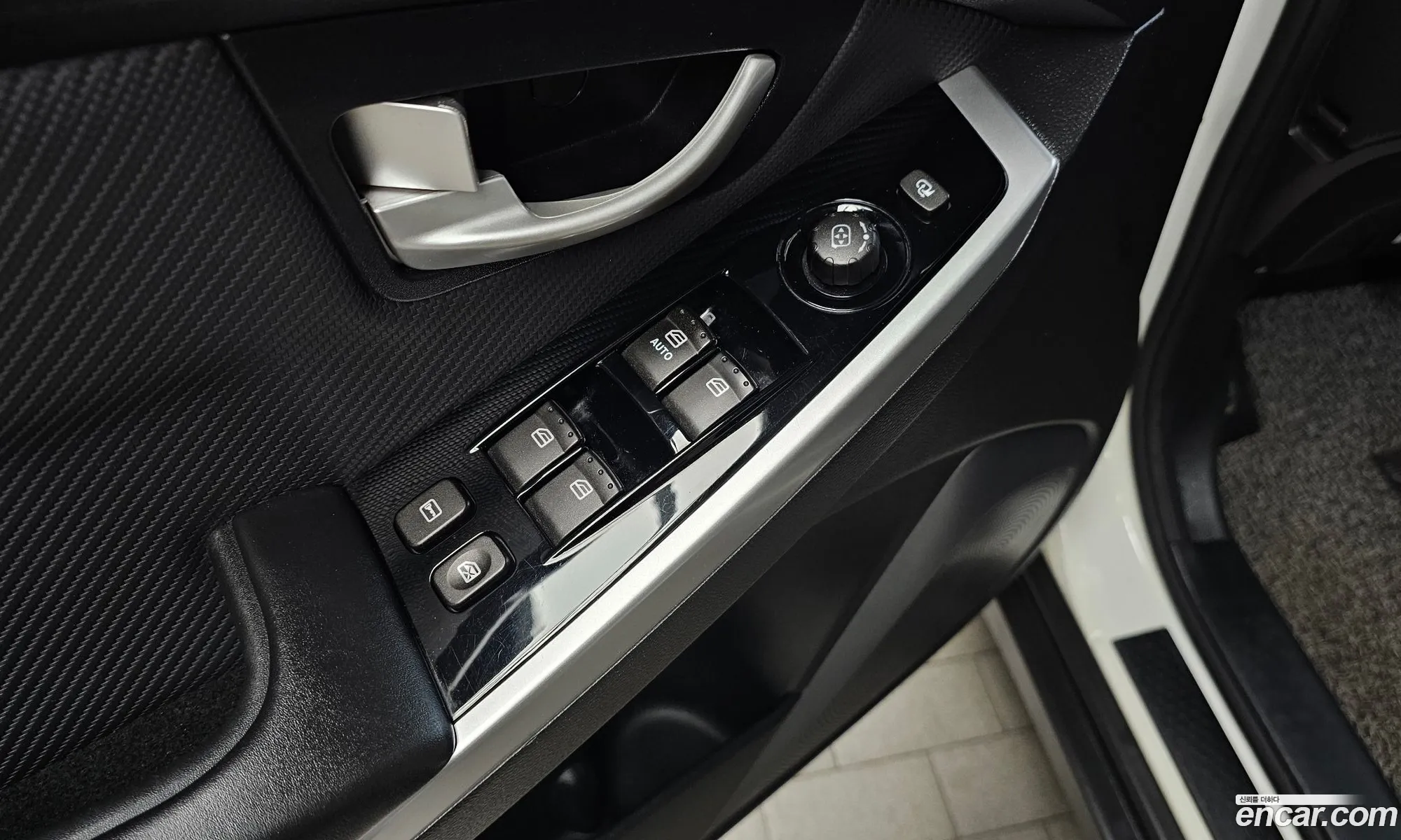 KG Mobility (SsangYong) Style Korando C 2018 — 11