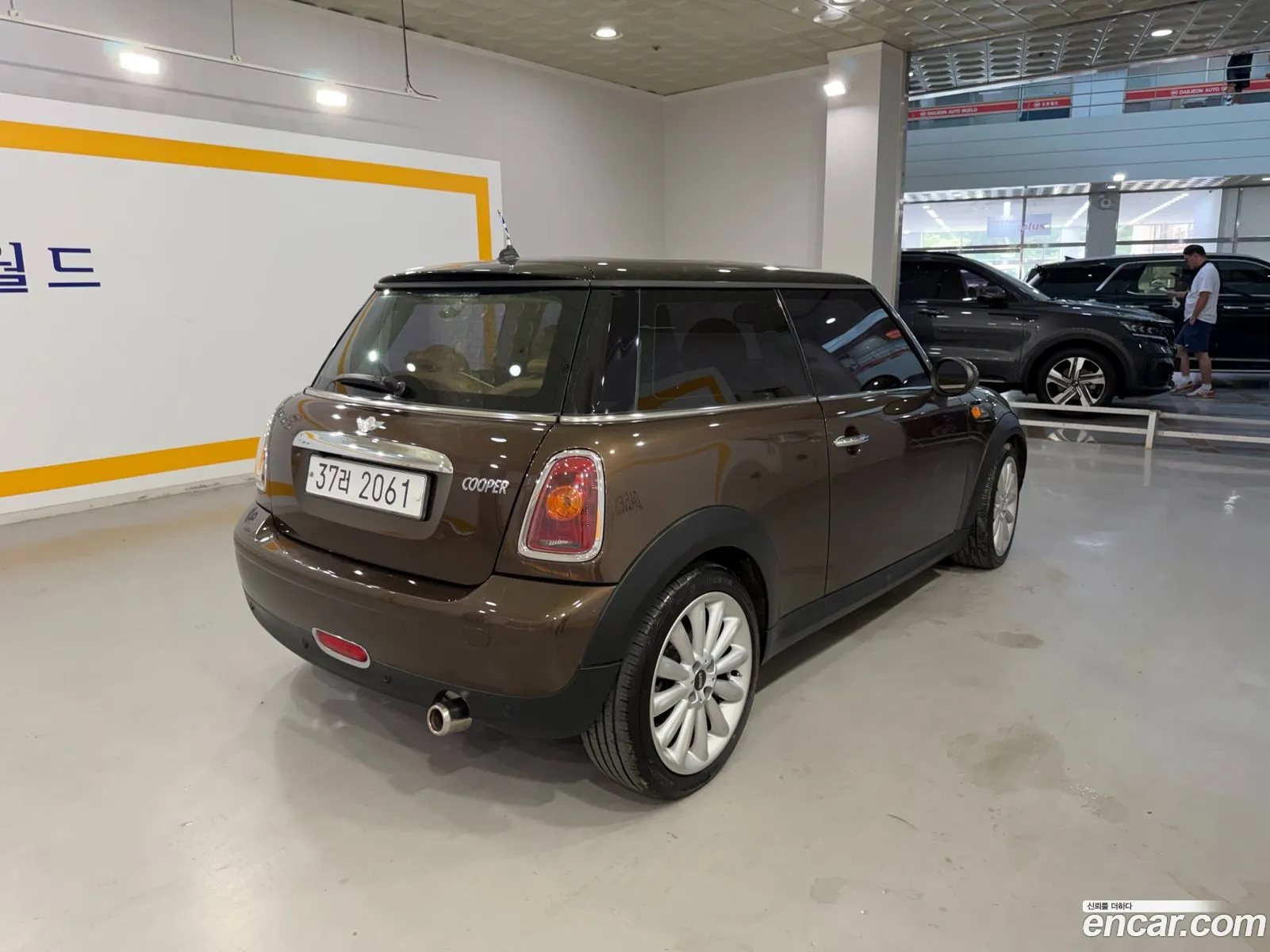 Mini Cooper 2010 — 3