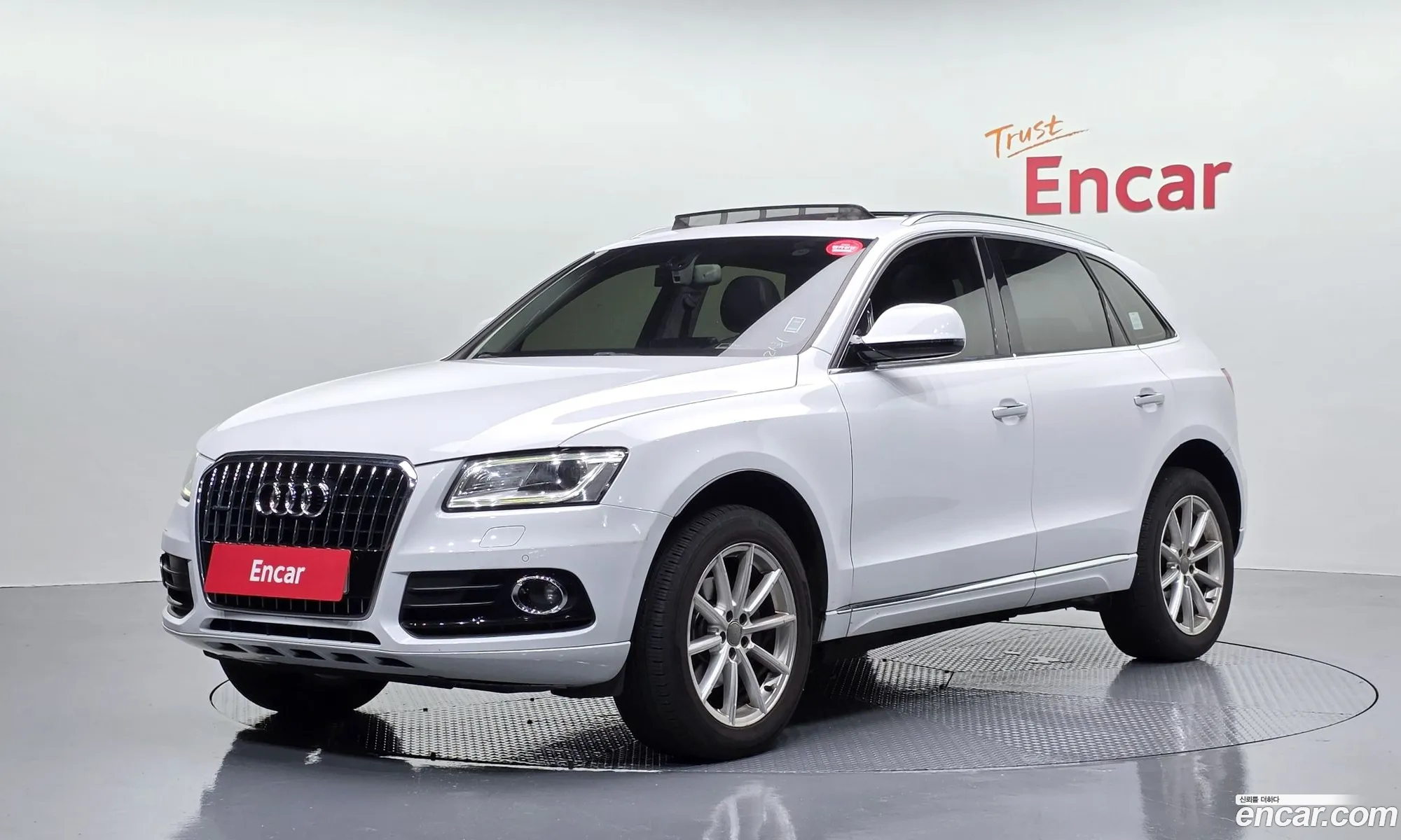 Audi Q5 2016 WAUZZZ8R7GA064932 — 3